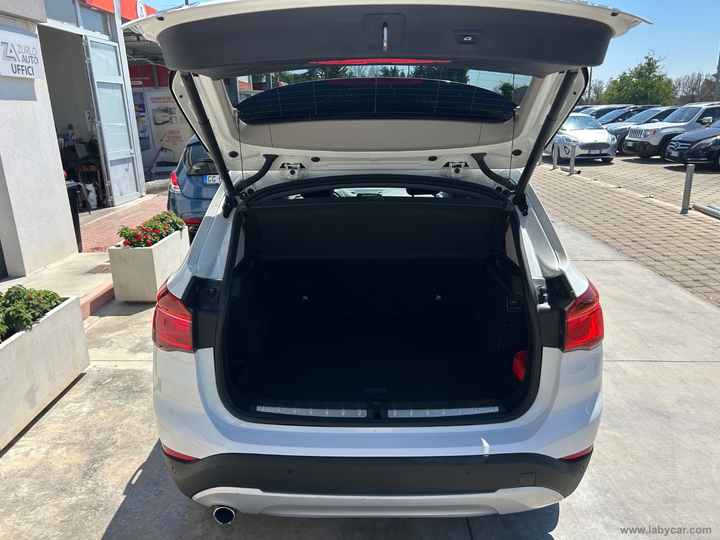 X1 xDrive18d Sport - immagine 16