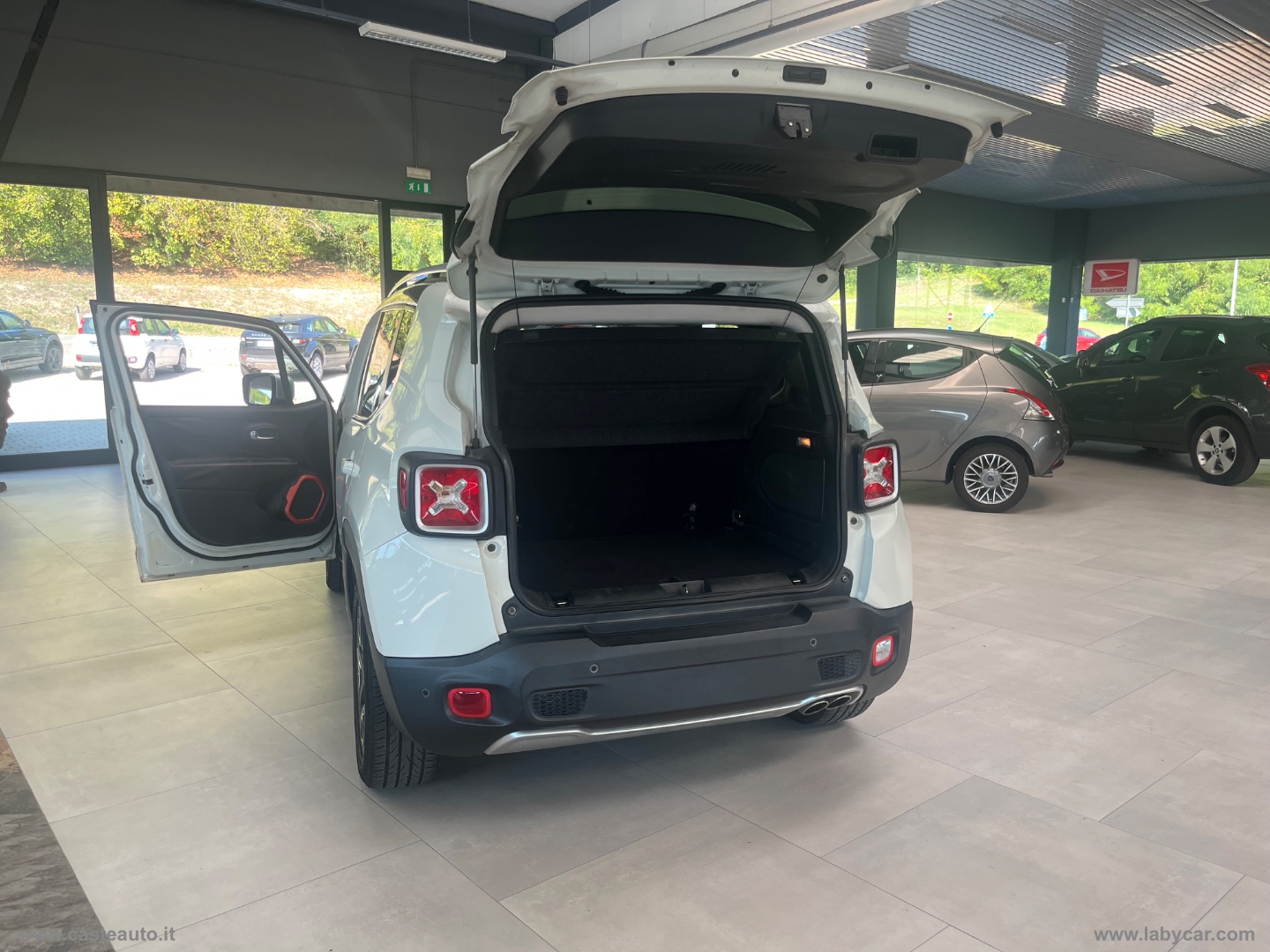 Renegade 1.6 Mjt 120CV Limited - immagine 16