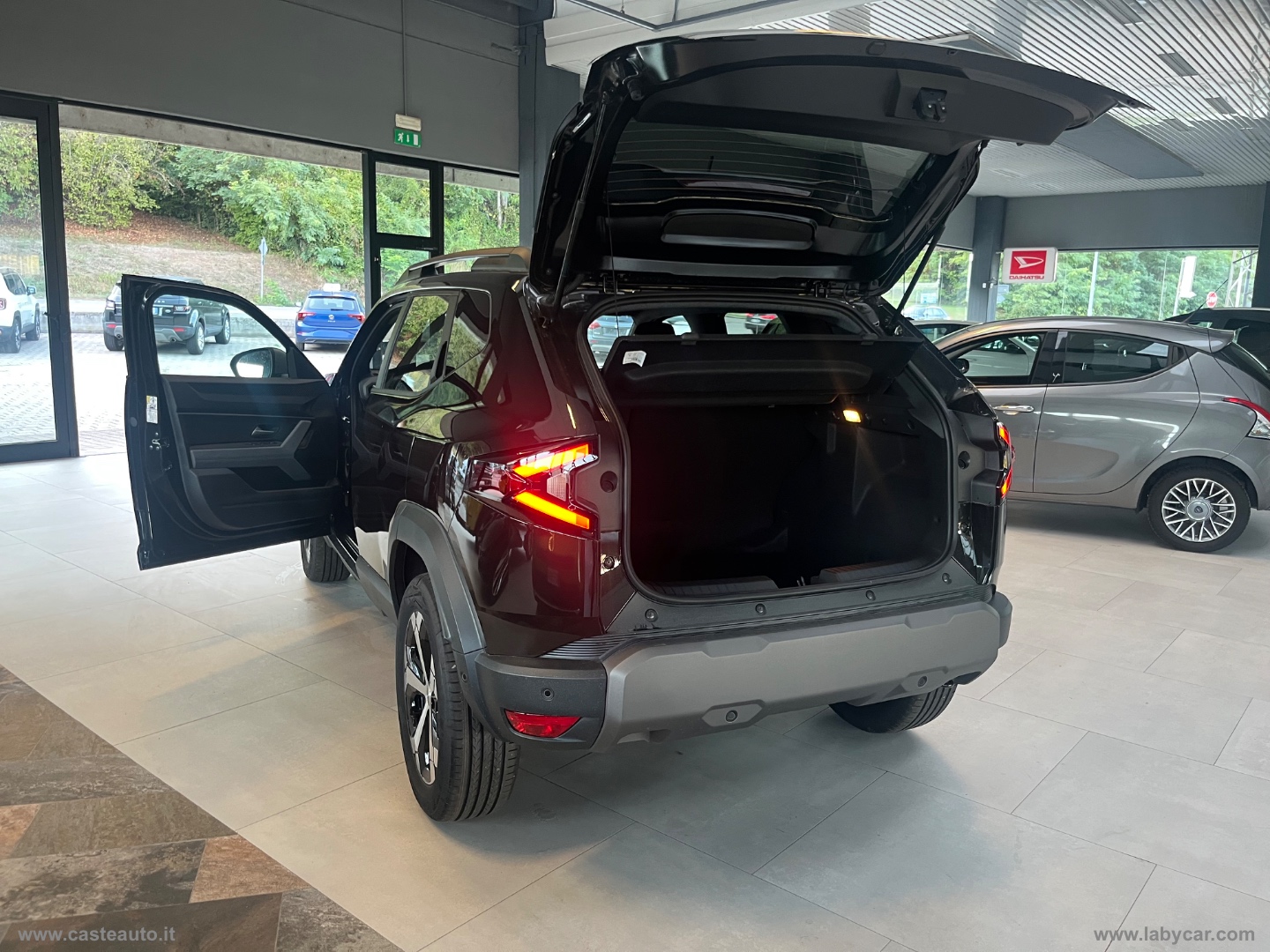 Duster Eco-G 120 CV Journey SENZA VICOLI FINANZIARI - immagine 16