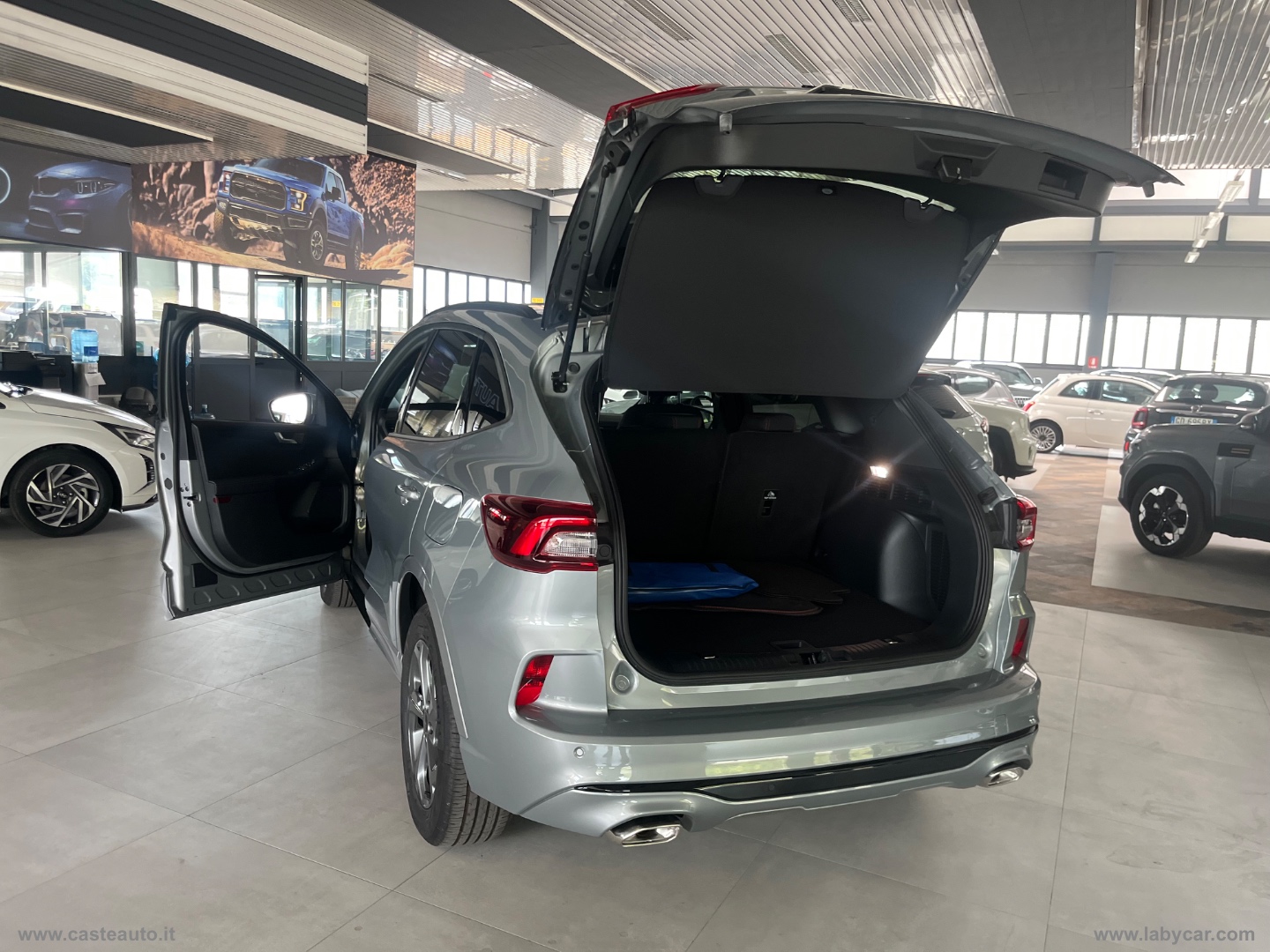 Kuga 2.5 FHEV 180 CV CVT 2WD ST-Line PRONTA CONSEGNA - immagine 16