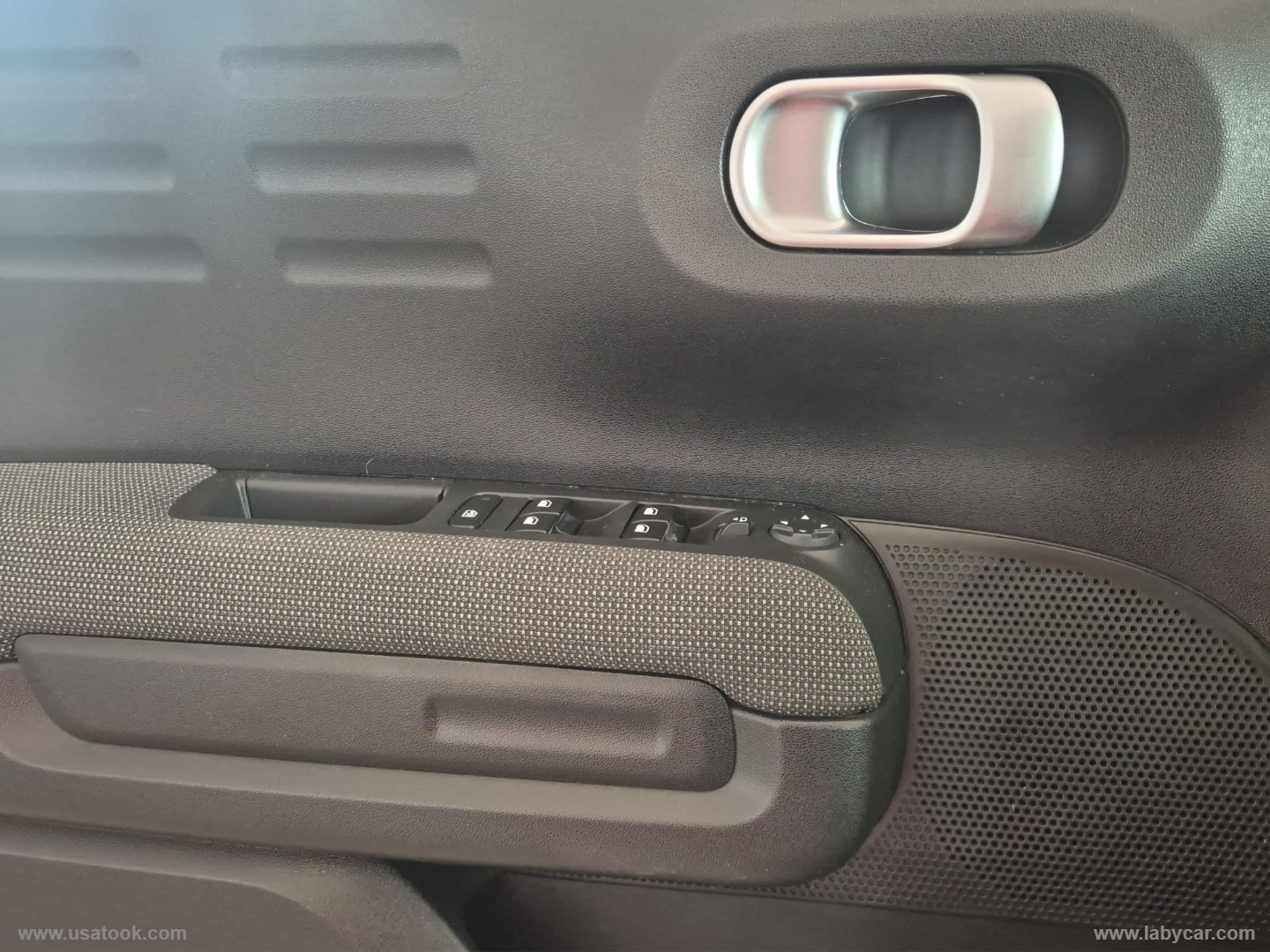 C3 Aircross PureT. 82 Shine PREZZO REALE NESSUN OBBLIGO DI FINANZIAMENTO - immagine 16