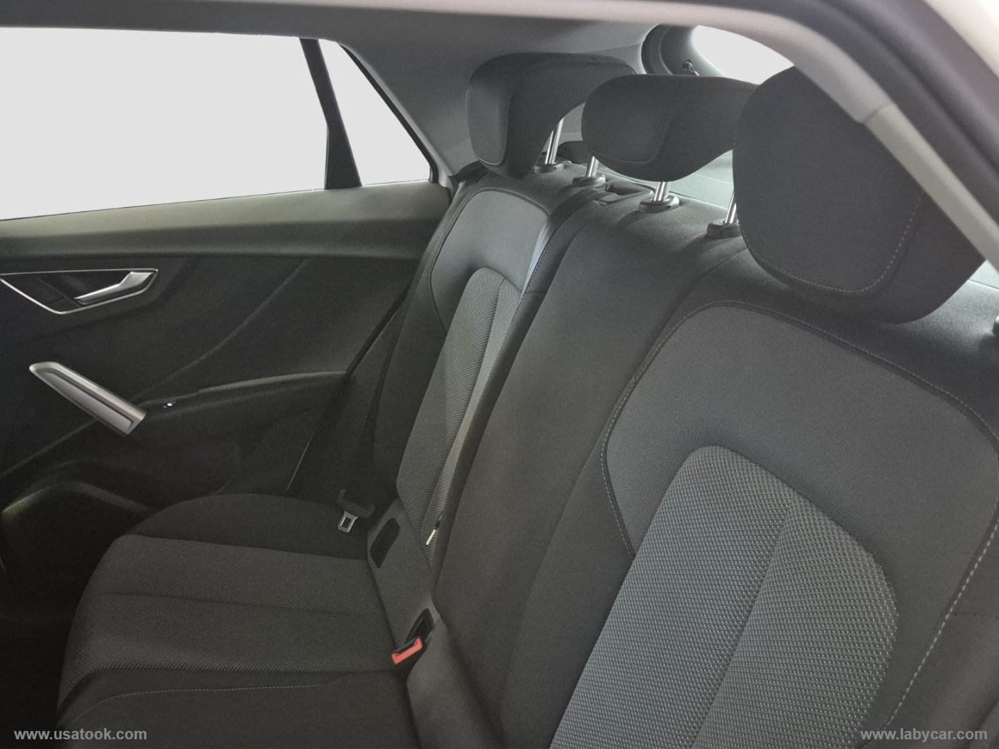 Q2 30 TFSI S tronic Business Design CAMBIO DSG - UNICO PROPRIETARIO - immagine 16
