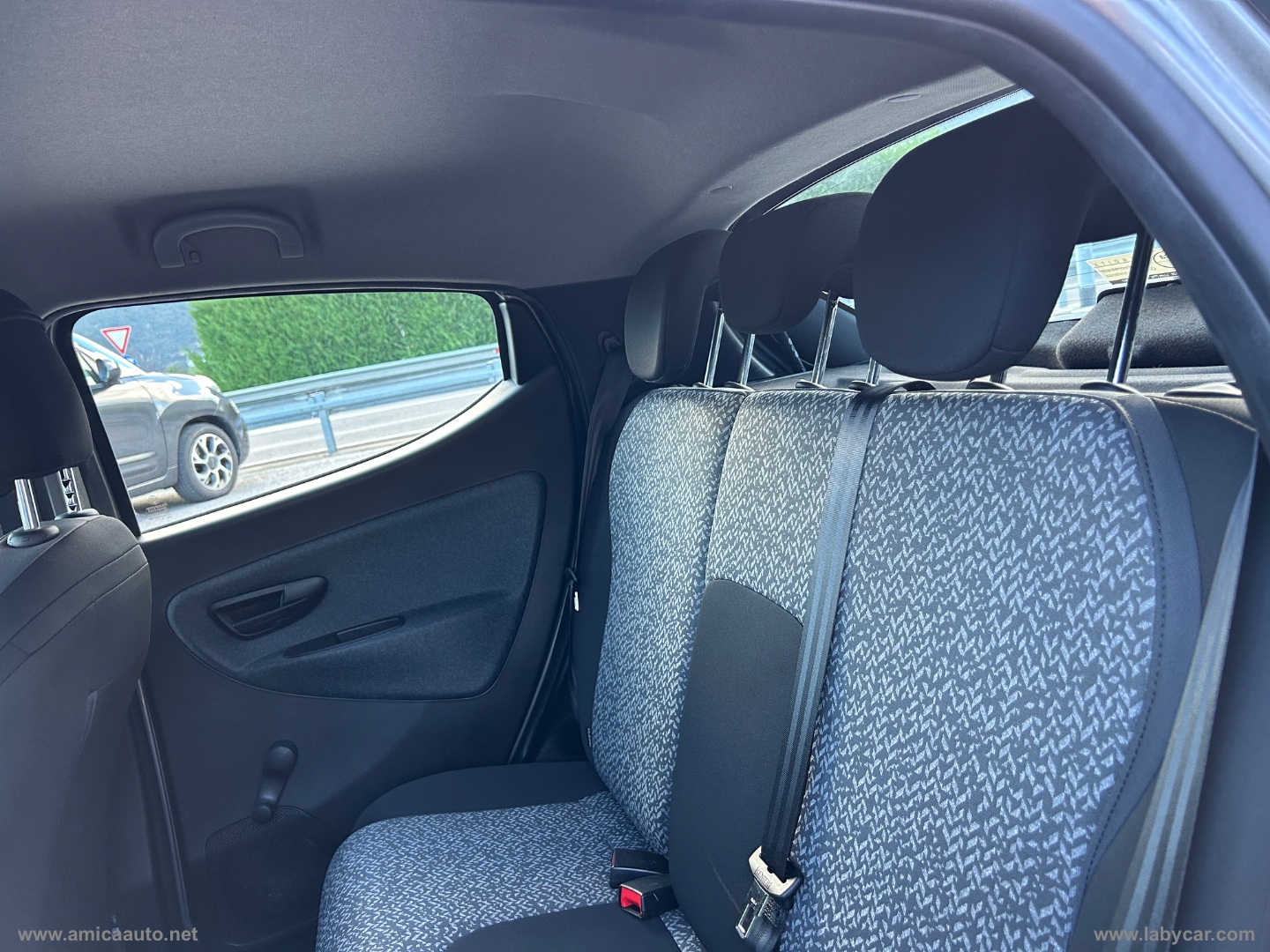 Ypsilon 1.2 69 CV 5p. S&S Elefantino Blu - immagine 16