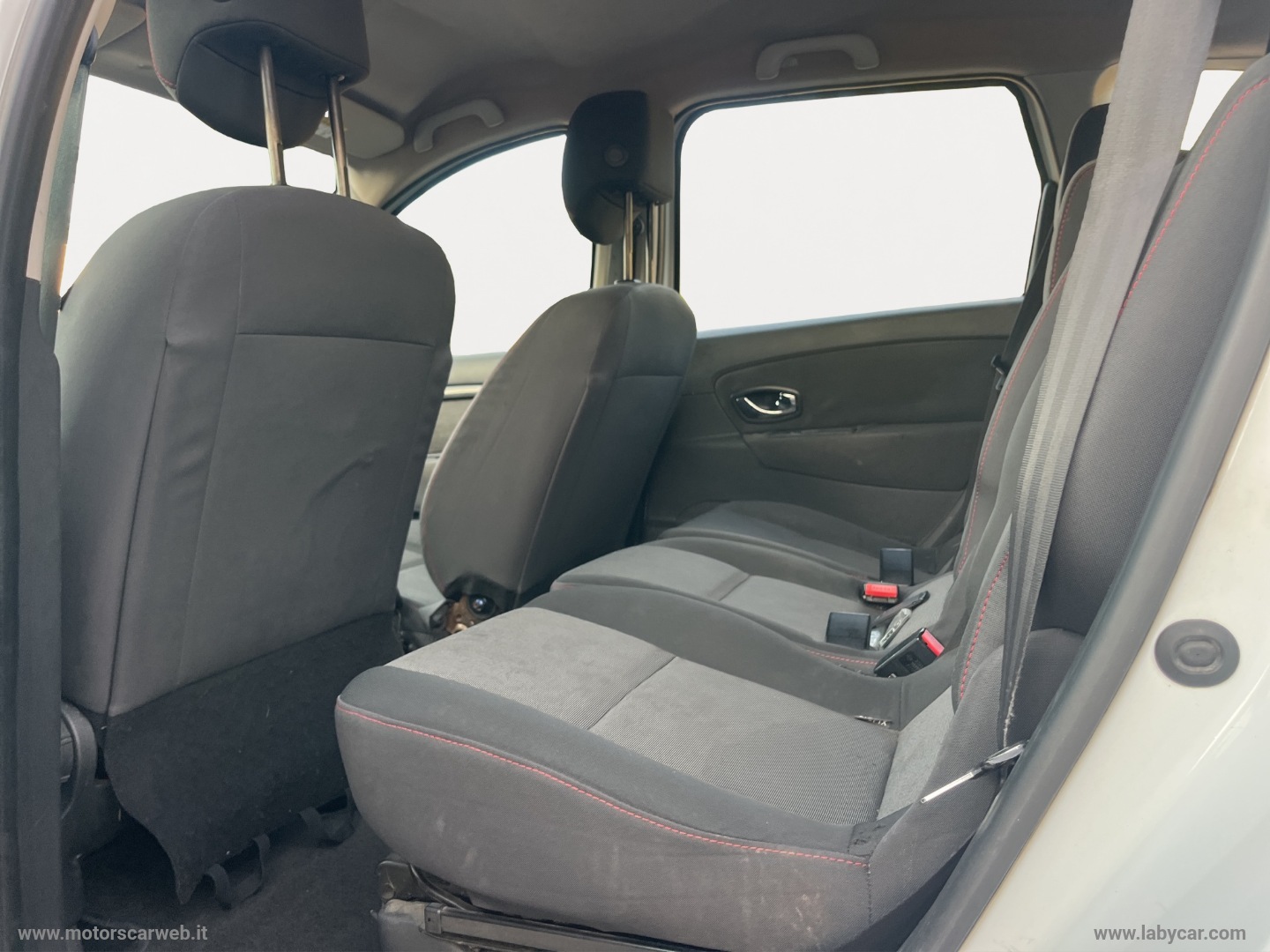 Scénic 1.5 dCi 110 CV EDC Limited - immagine 16