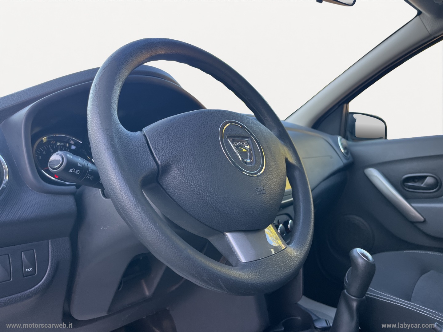 Logan MCV 1.5 dCi 8V 75 CV Ambiance - immagine 16