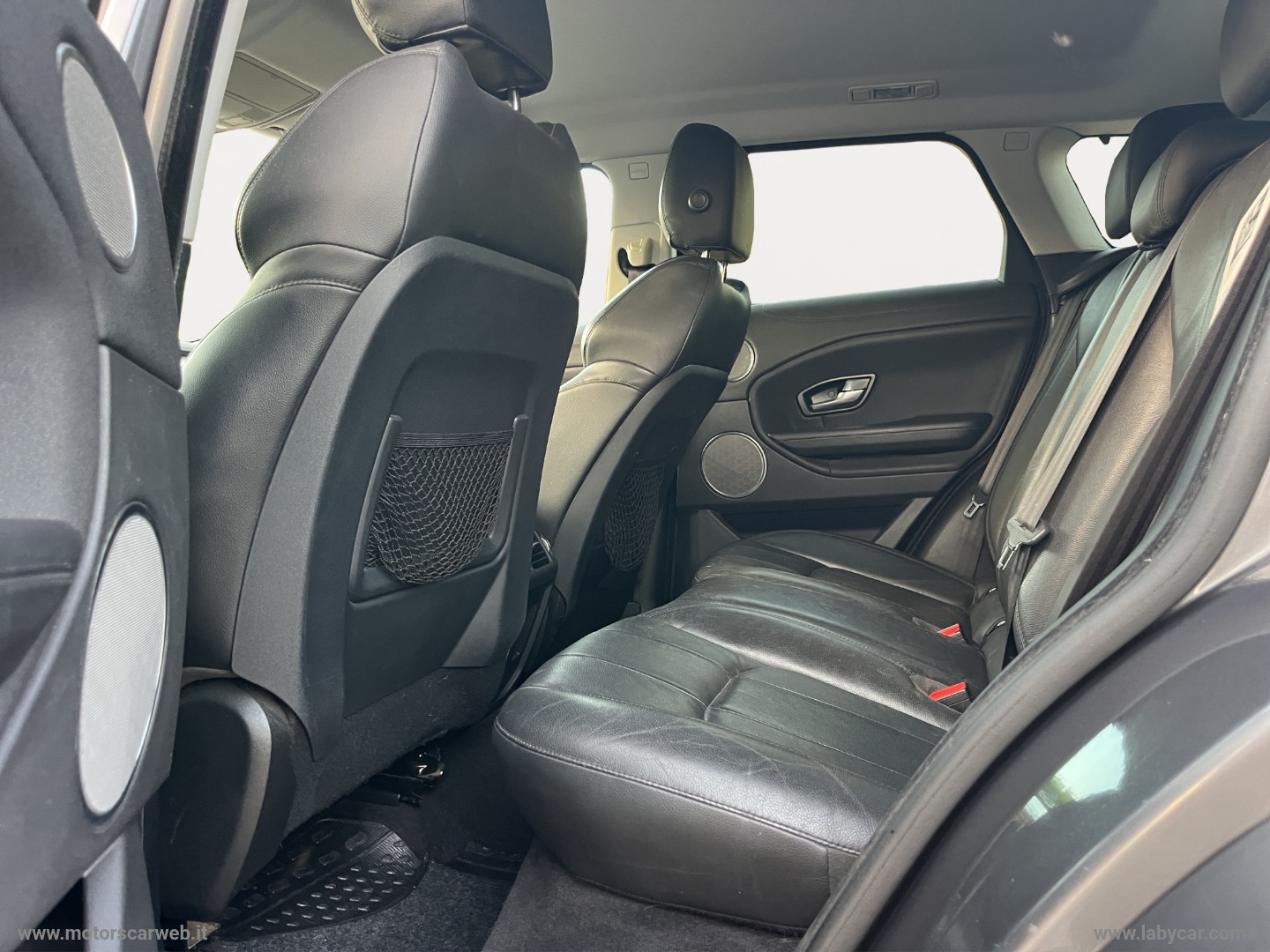 RR Evoque 2.0 TD4 150 CV 5p. Bs Ed. SE - immagine 16