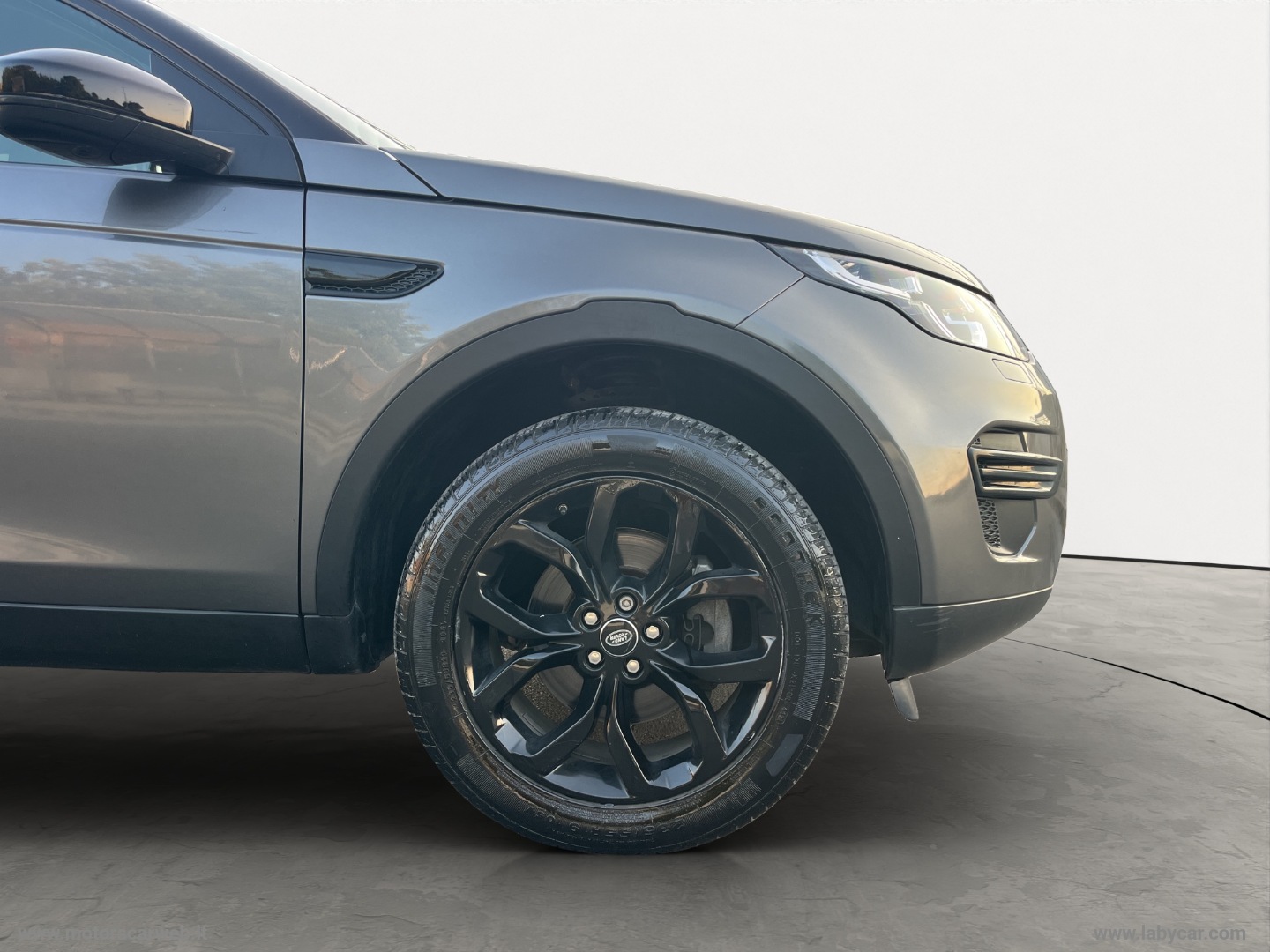 Discovery Sport 2.0 TD4 150CV Door All Wheel Drive - immagine 16