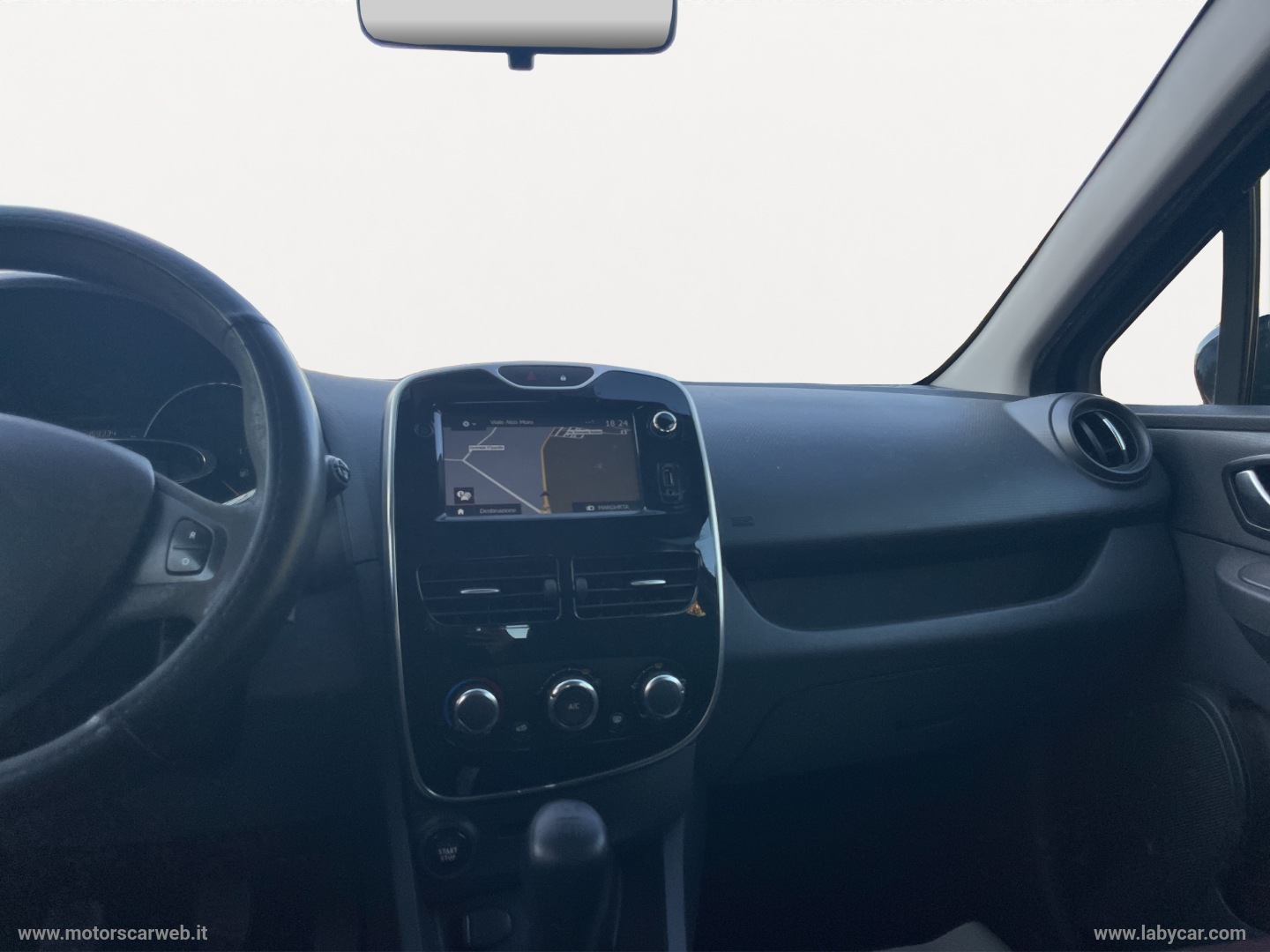 Clio 1.5 dCi 8V 75 CV 5p. Live - immagine 16