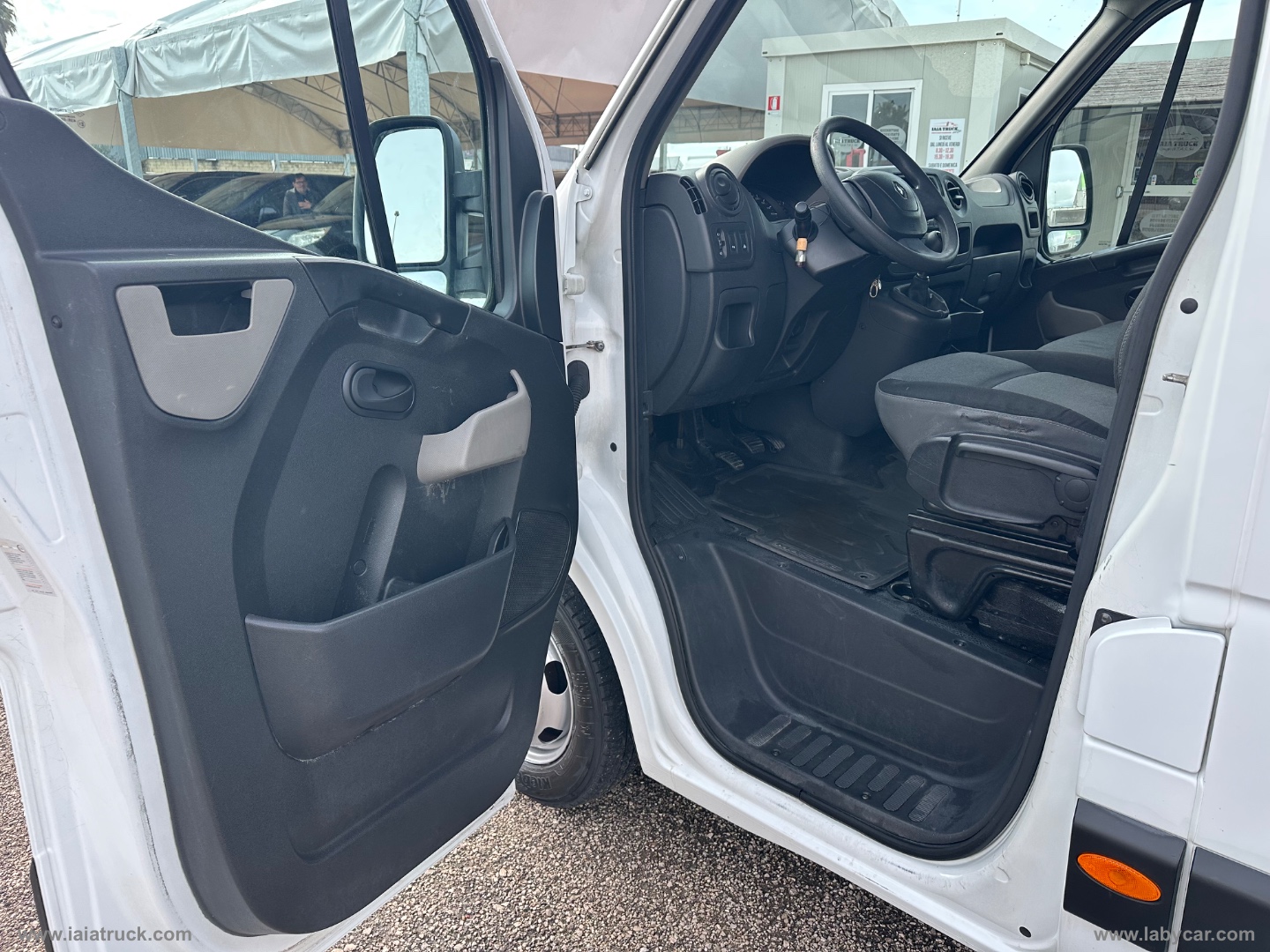 Master 2.3dCi150CV MAXI VOLUME TETTO ALTO GEMELLATO - immagine 16
