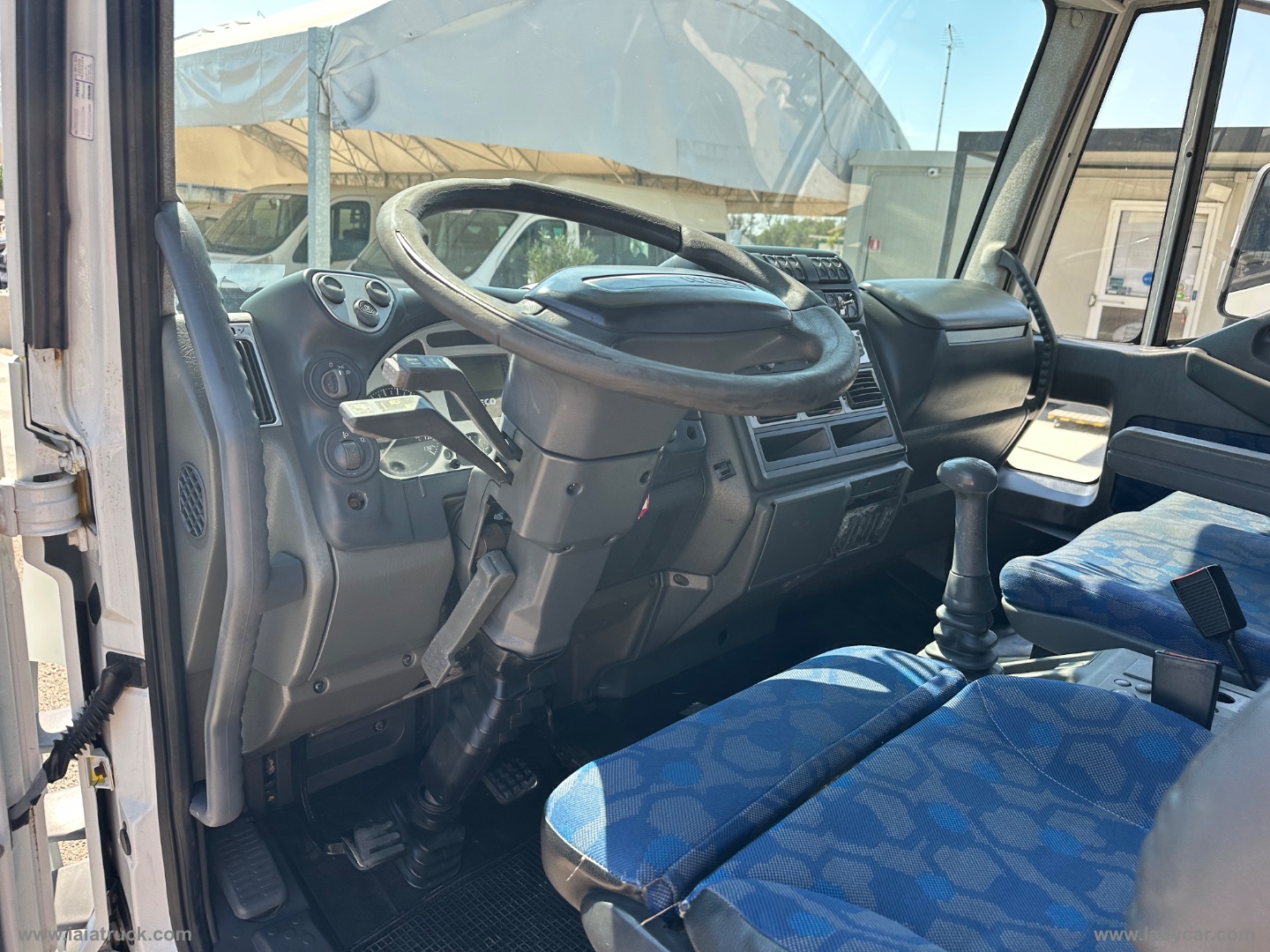 EUROCARGO 75E17 FRIGO+GANCIERE CARNI ATP 2031 - immagine 16