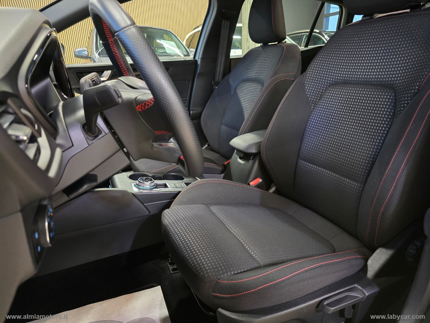 Focus 1.5 EcoBlue 115CV aut. 5p. ST-Line - immagine 16