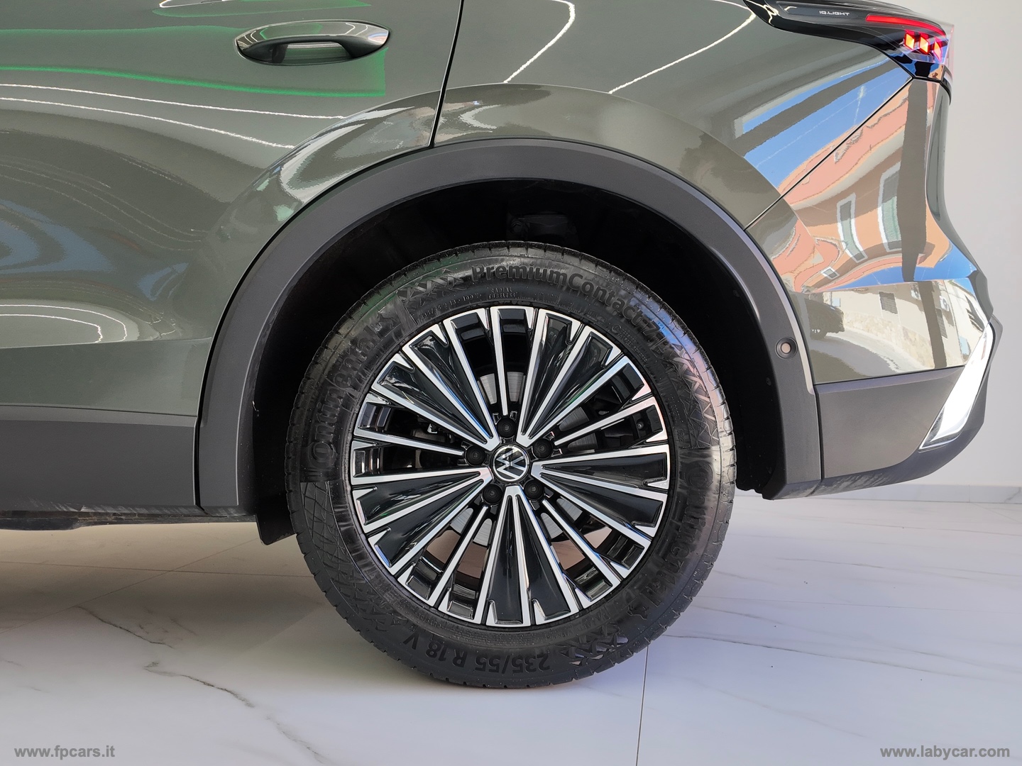 Tiguan 2.0 TDI 150 CV DSG Elegance - immagine 16