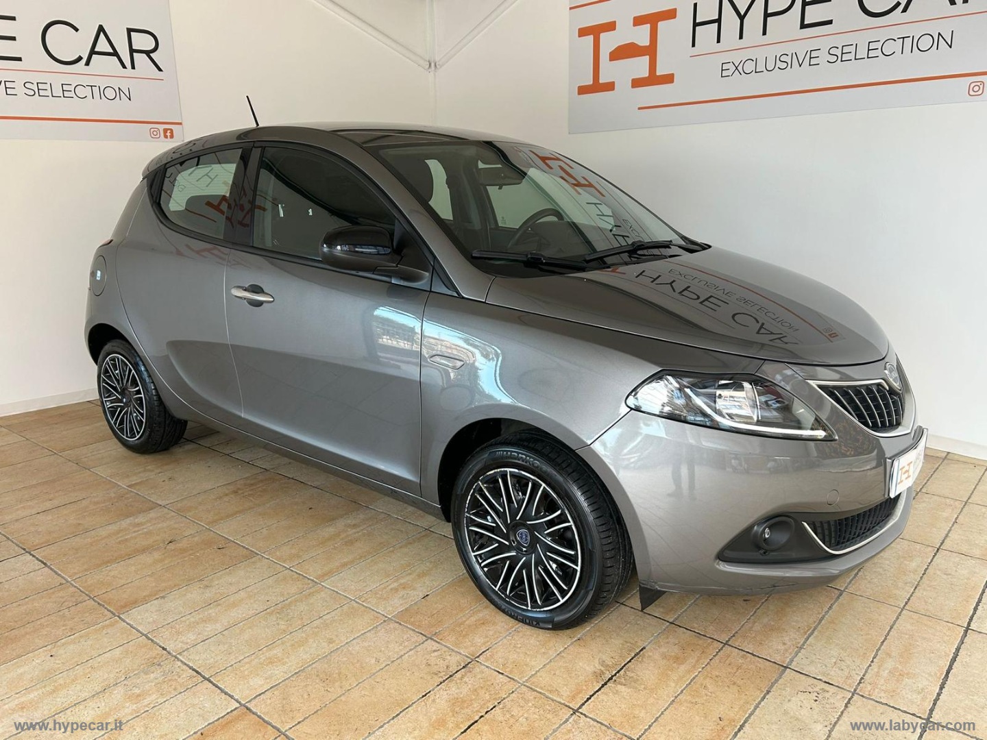 Ypsilon 1.0 FireFly 5p.S&S Hybryd Gold - immagine 16
