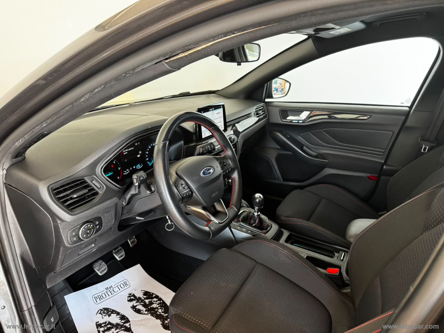 Focus 1.5 EcoBlue 120CV 5p. ST Line - immagine 16