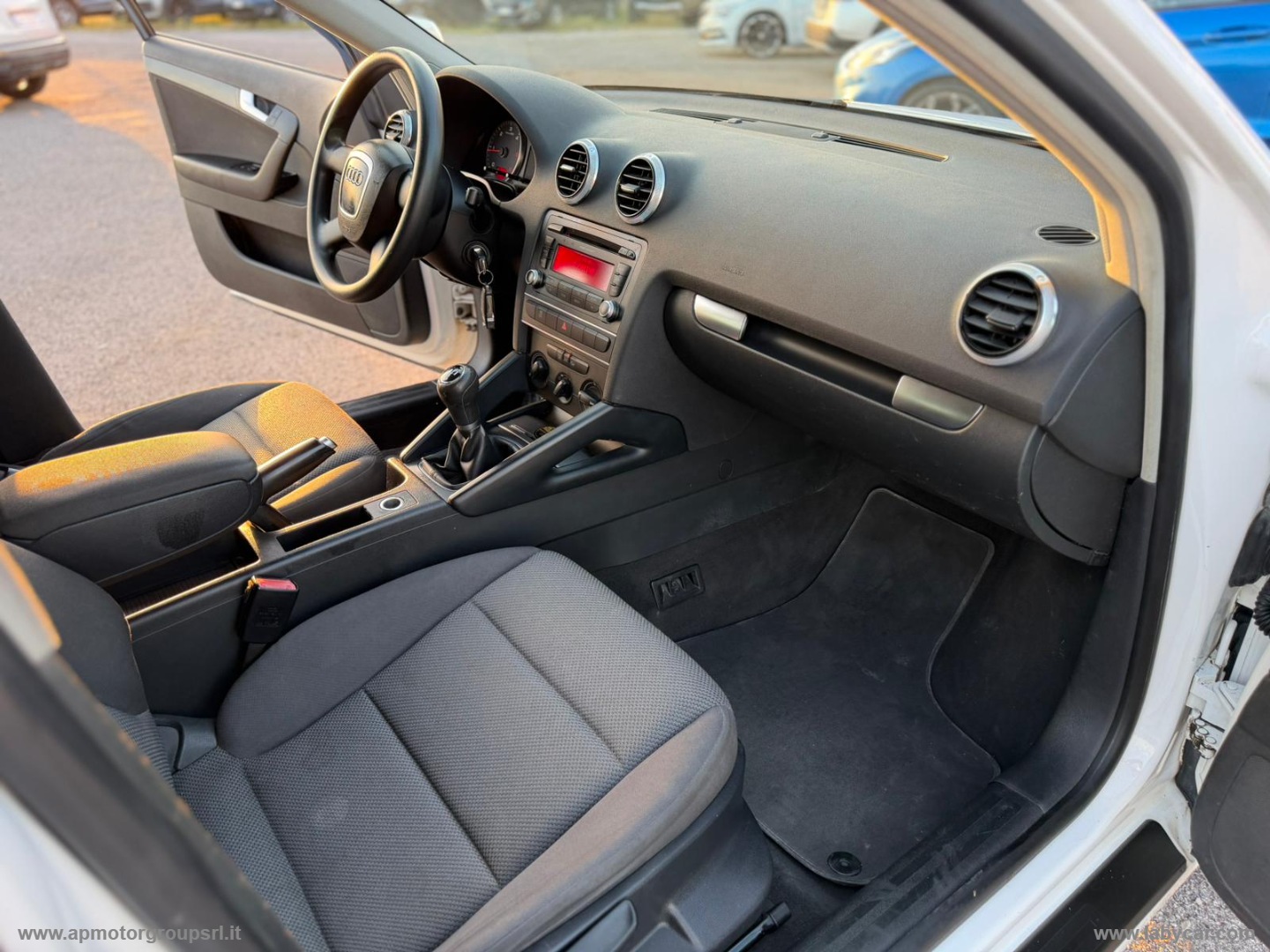 A3 1.6 TDI 90 CV CR FAP Ambiente - immagine 16