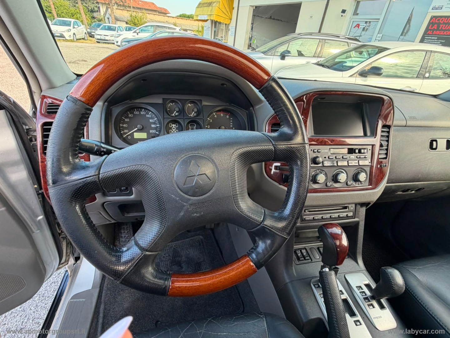 Pajero 3.2 16V DI-D 5p. GLS2 7 POSTI - immagine 16