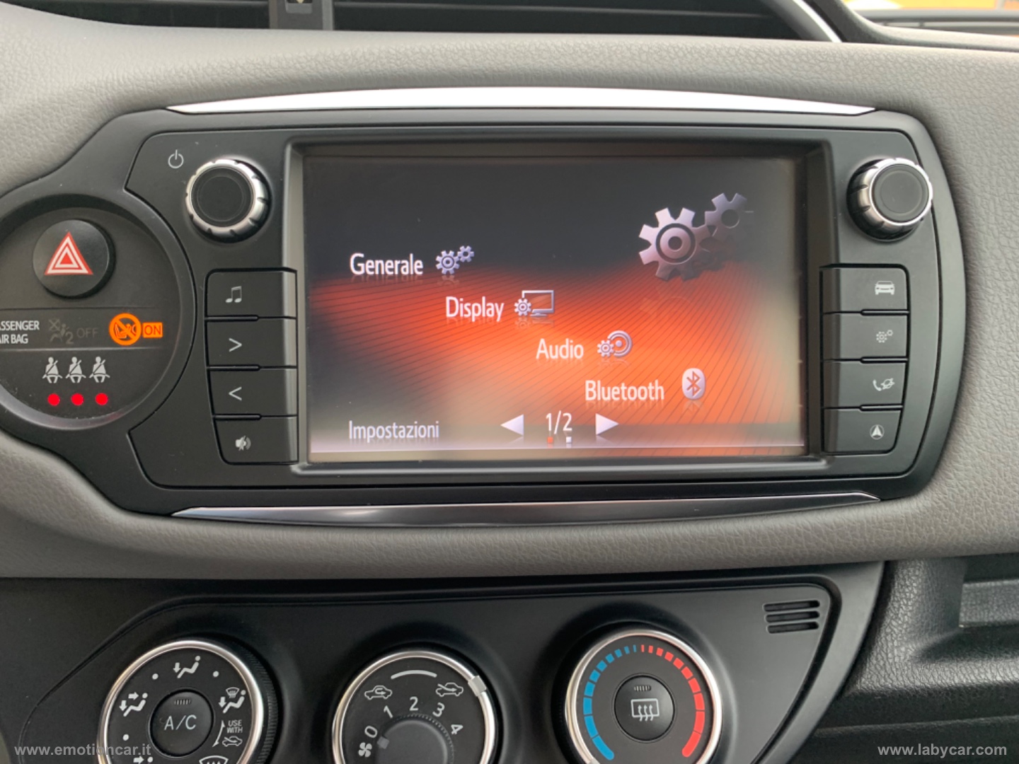 Yaris 1.4 D-4D 5p. Lounge -2016 - immagine 16