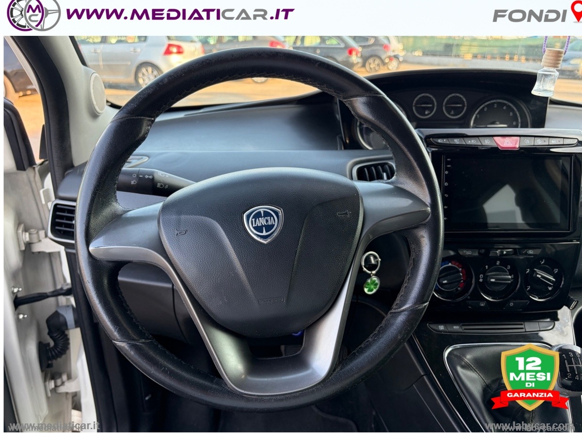 Ypsilon 0.9 T.Air 85 CV 5p. S&S Silver - immagine 16