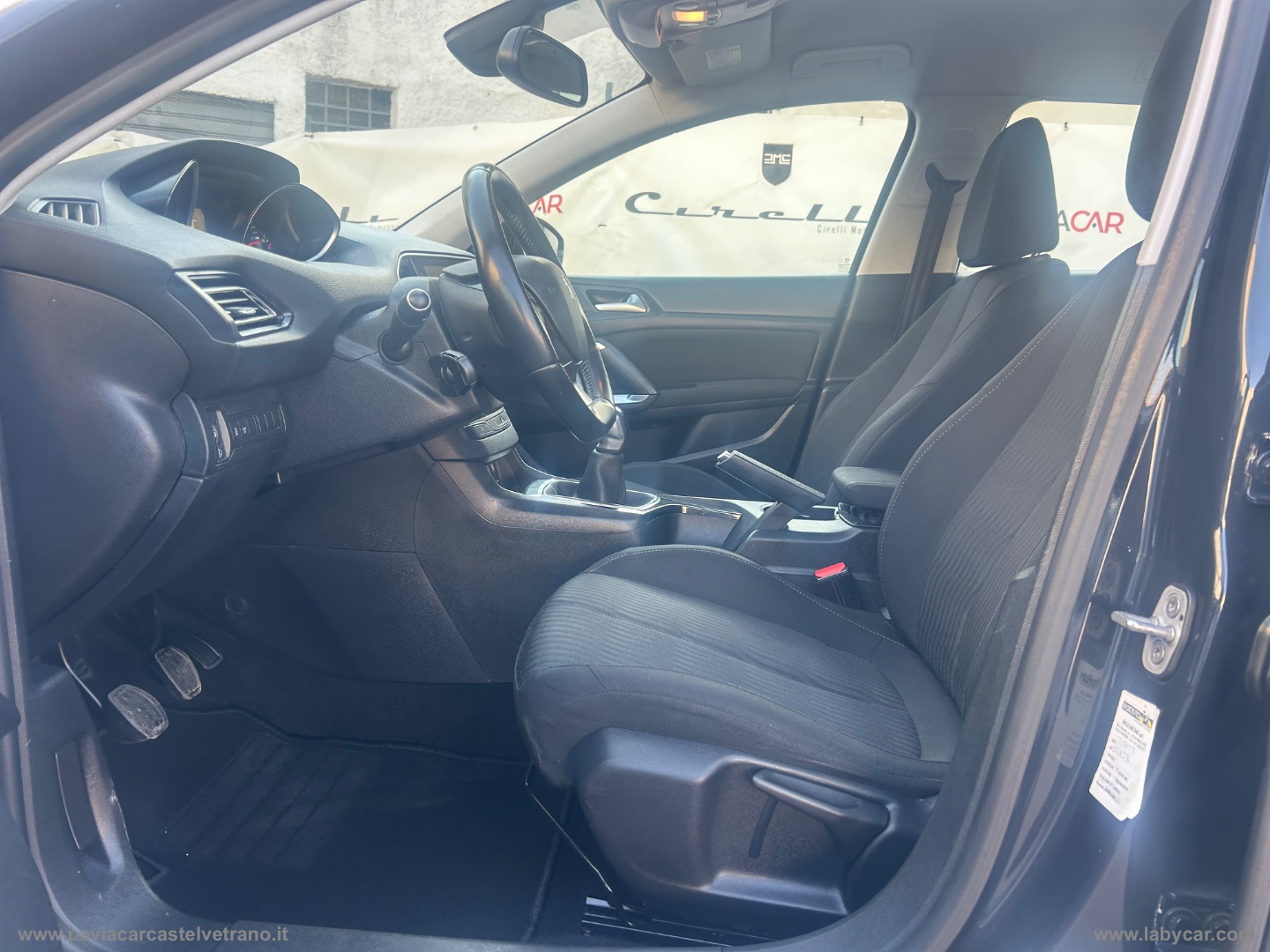 308 1.6 HDi 110 CV 5p. Féline - immagine 16