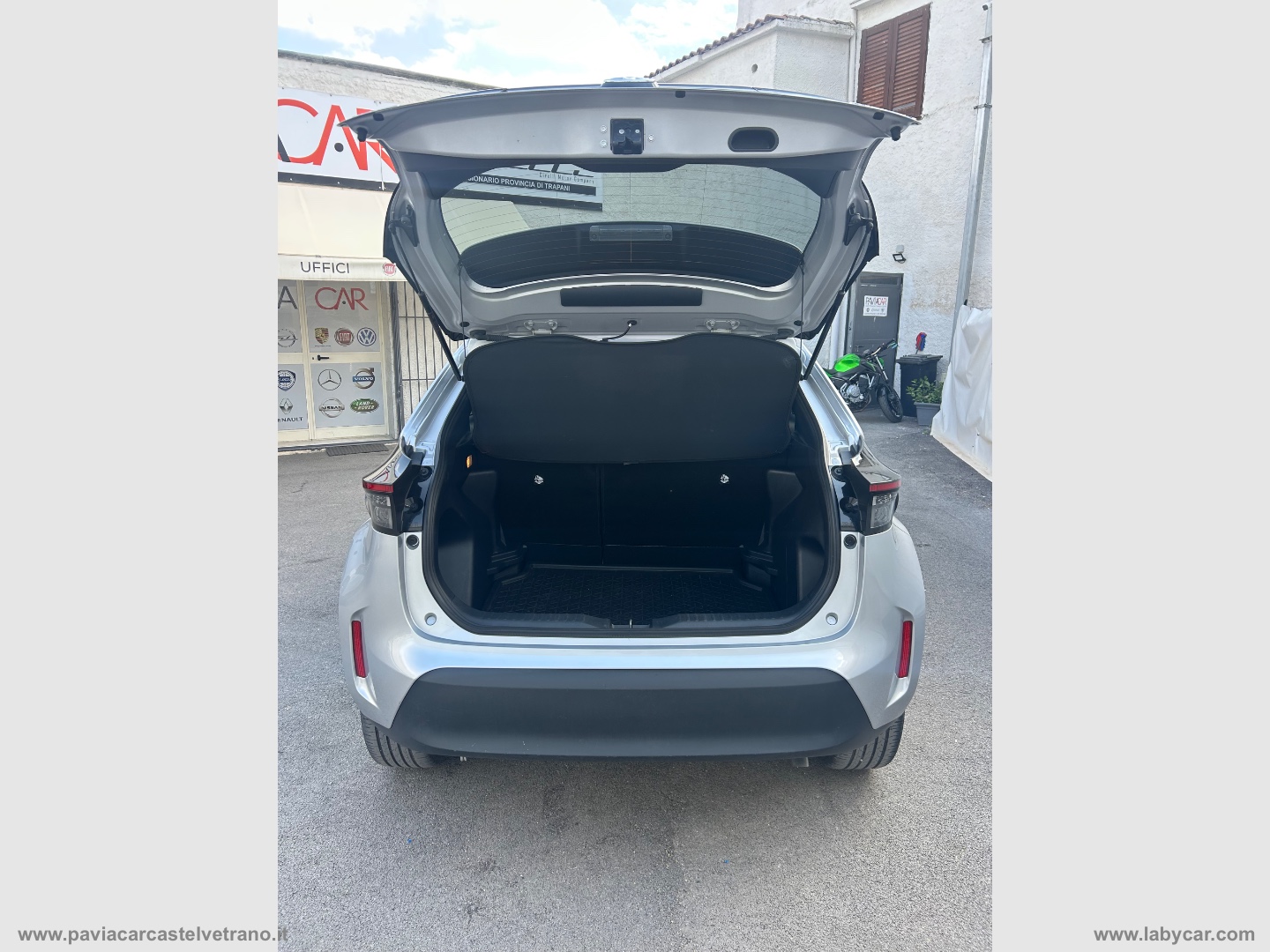 Yaris Cross 1.5 Hybrid 5p. E-CVT Advent. - immagine 16