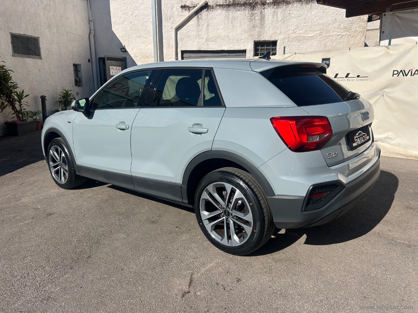 Q2 30 TDI S tronic Identity Black - immagine 16