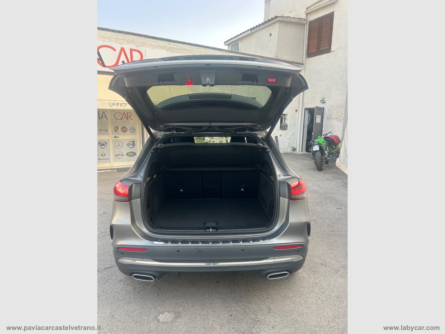 GLA 200 d Automatic 4Matic Premium - immagine 16