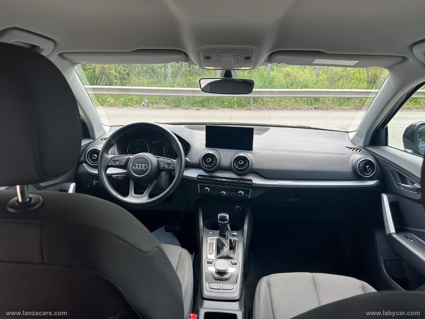 Q2 30 TDI S tronic Business - immagine 16