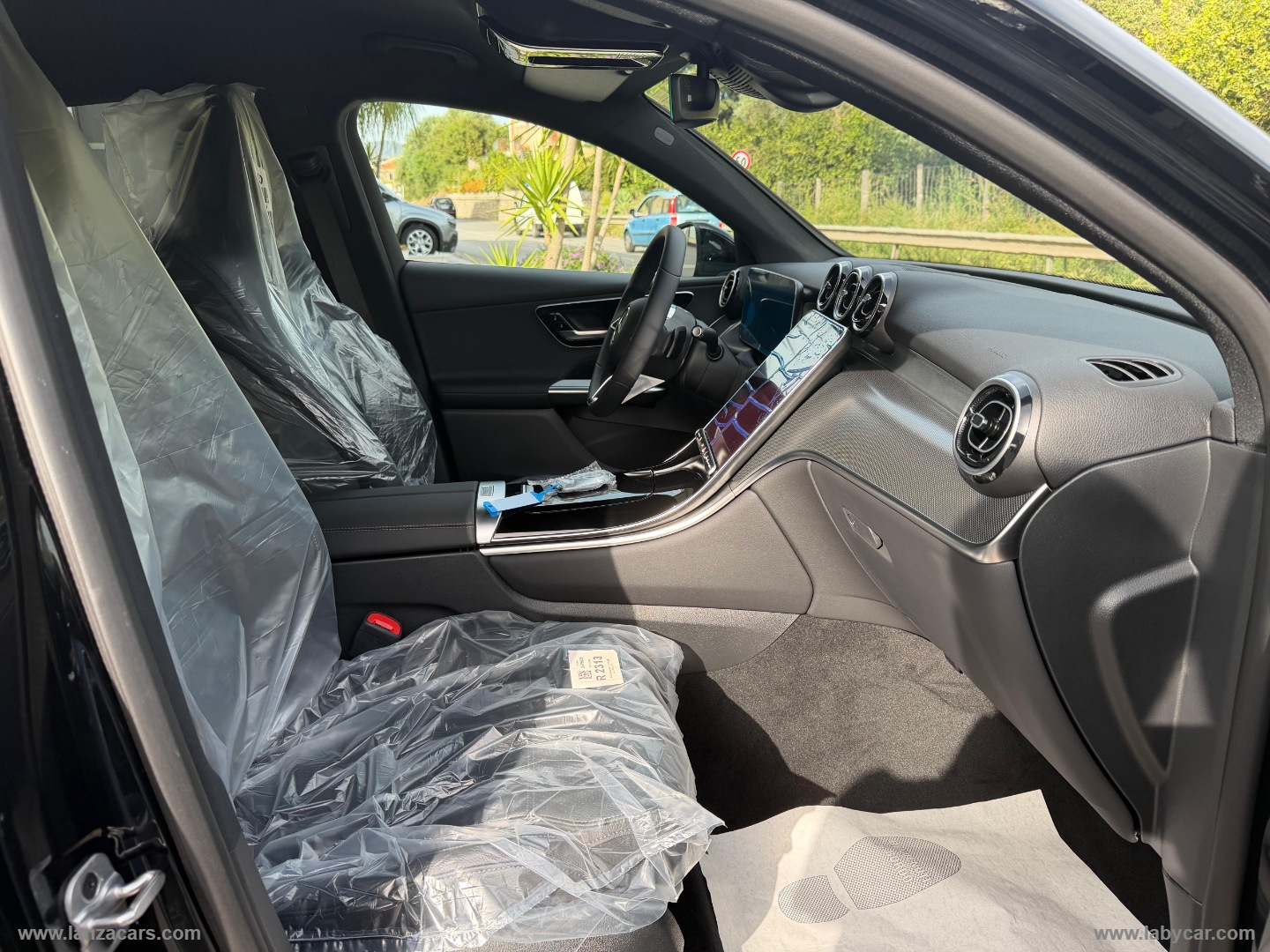 GLC 220 d 4Matic Coupé Advanced - immagine 16