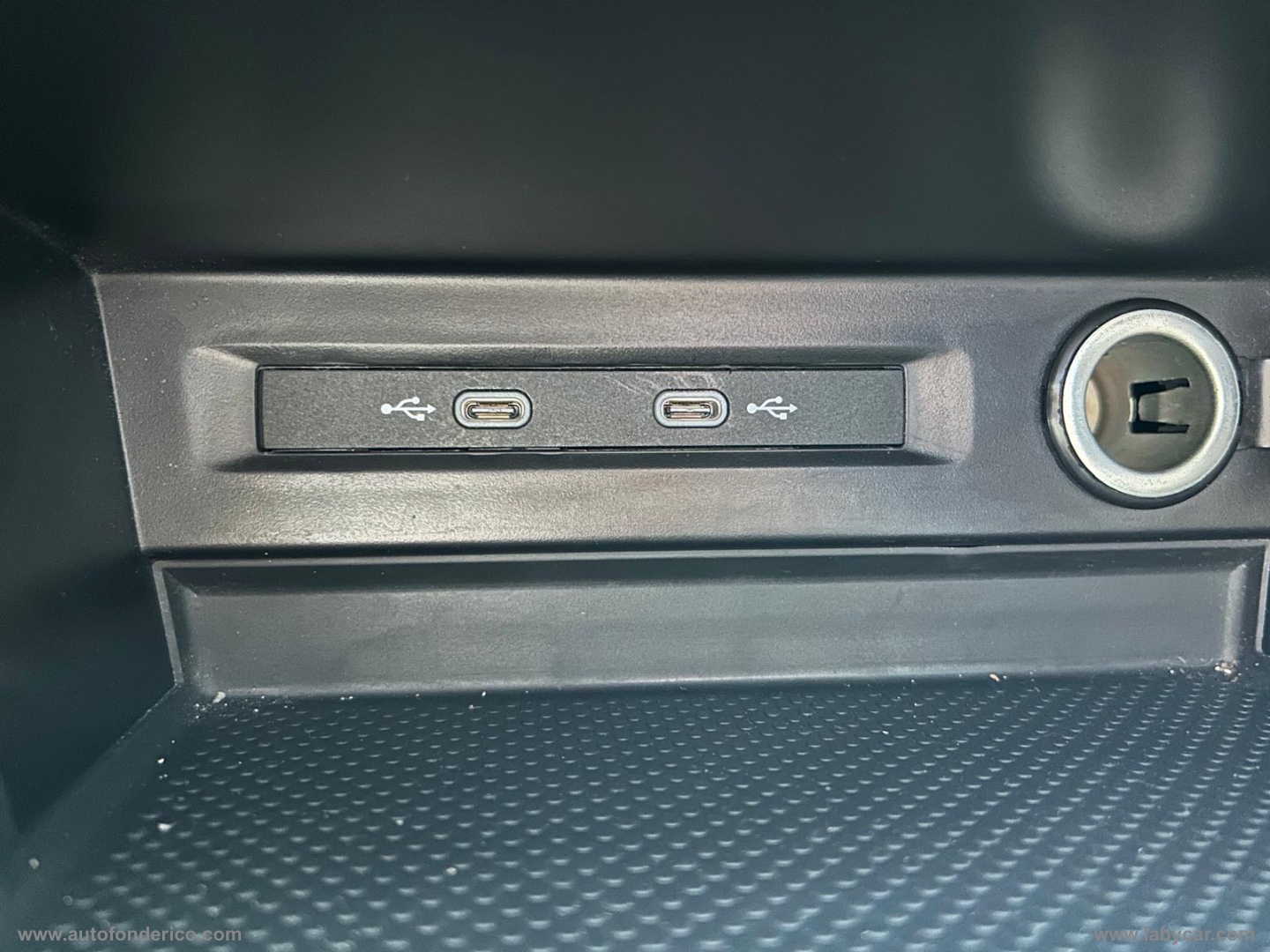 Tiguan 2.0 TDI 150CV SCR DSG Elegance - immagine 16