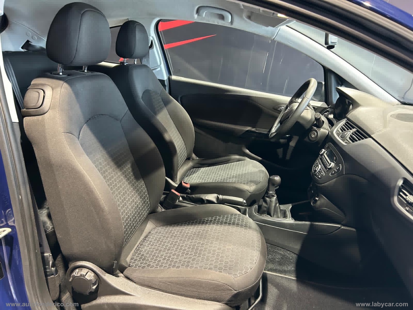Corsa 1.2 Coupé n-Joy - immagine 16