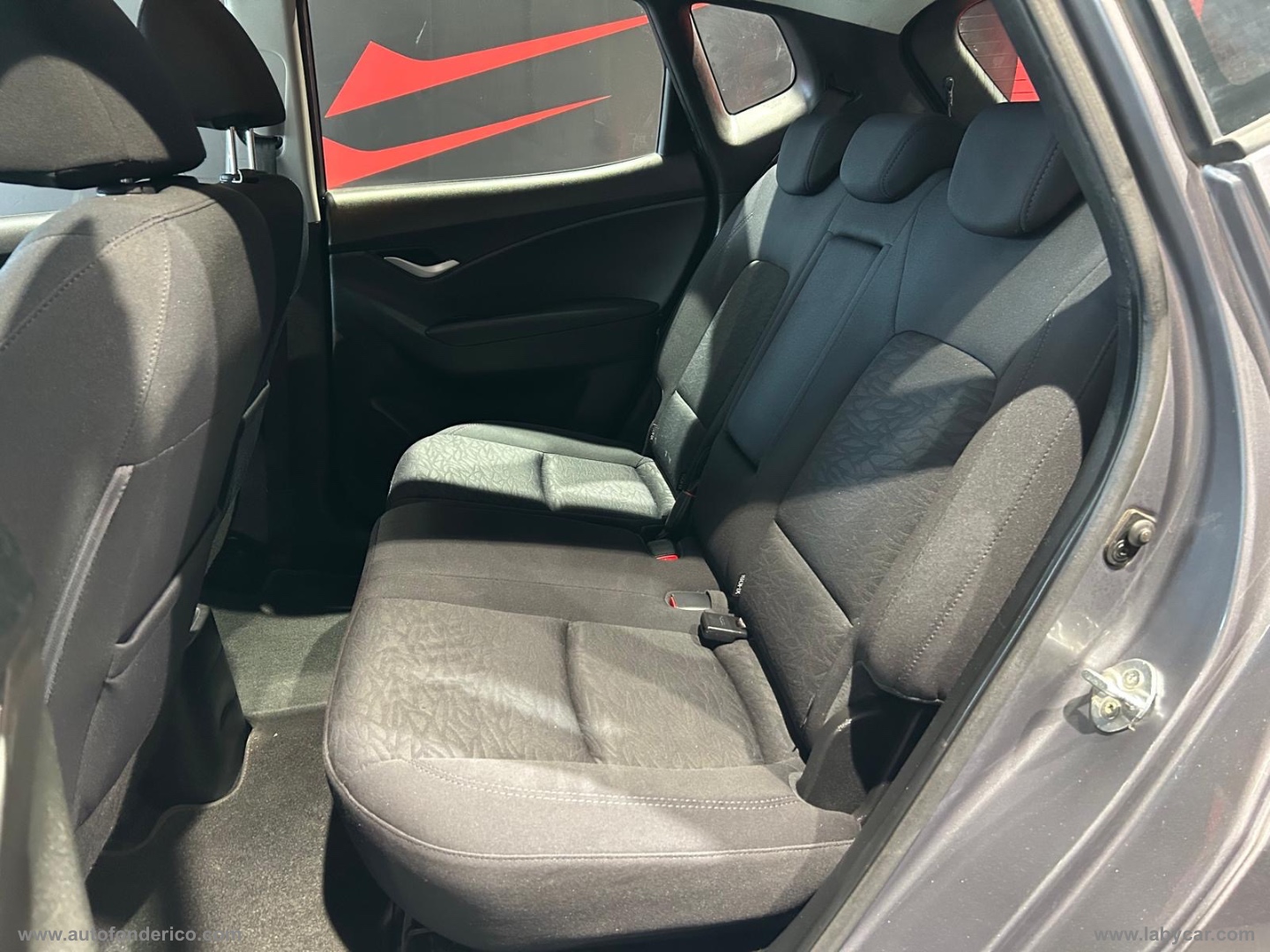 ix20 1.4 CRDI 90 CV Style - immagine 16