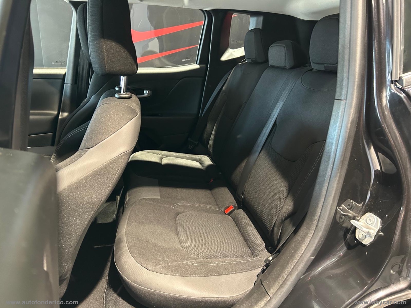 Renegade 1.6 Mjt 120CV Limited - immagine 16