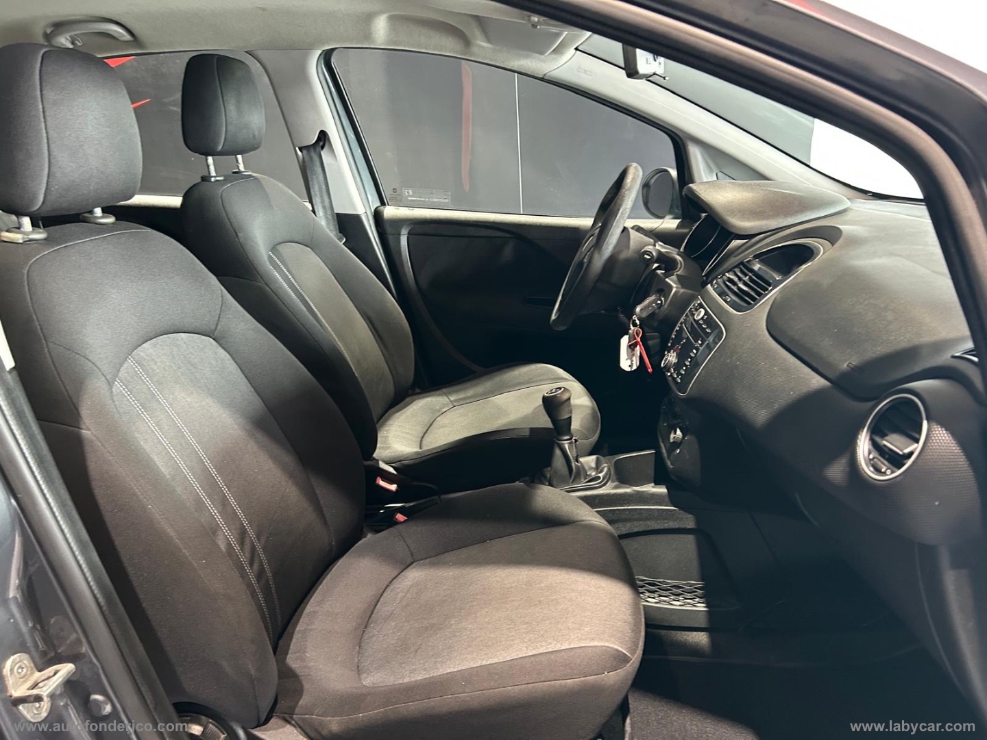 Punto 1.3 MJT II S&S 85 CV 5p.ECO Street - immagine 16
