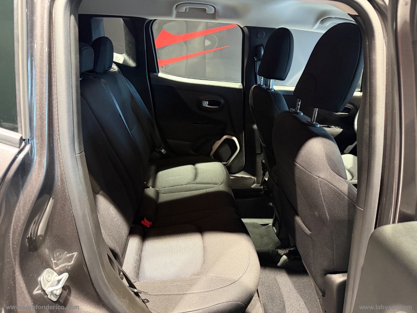 Renegade 2.0 Mjt 140 CV 4WD AD.Longitude - immagine 16