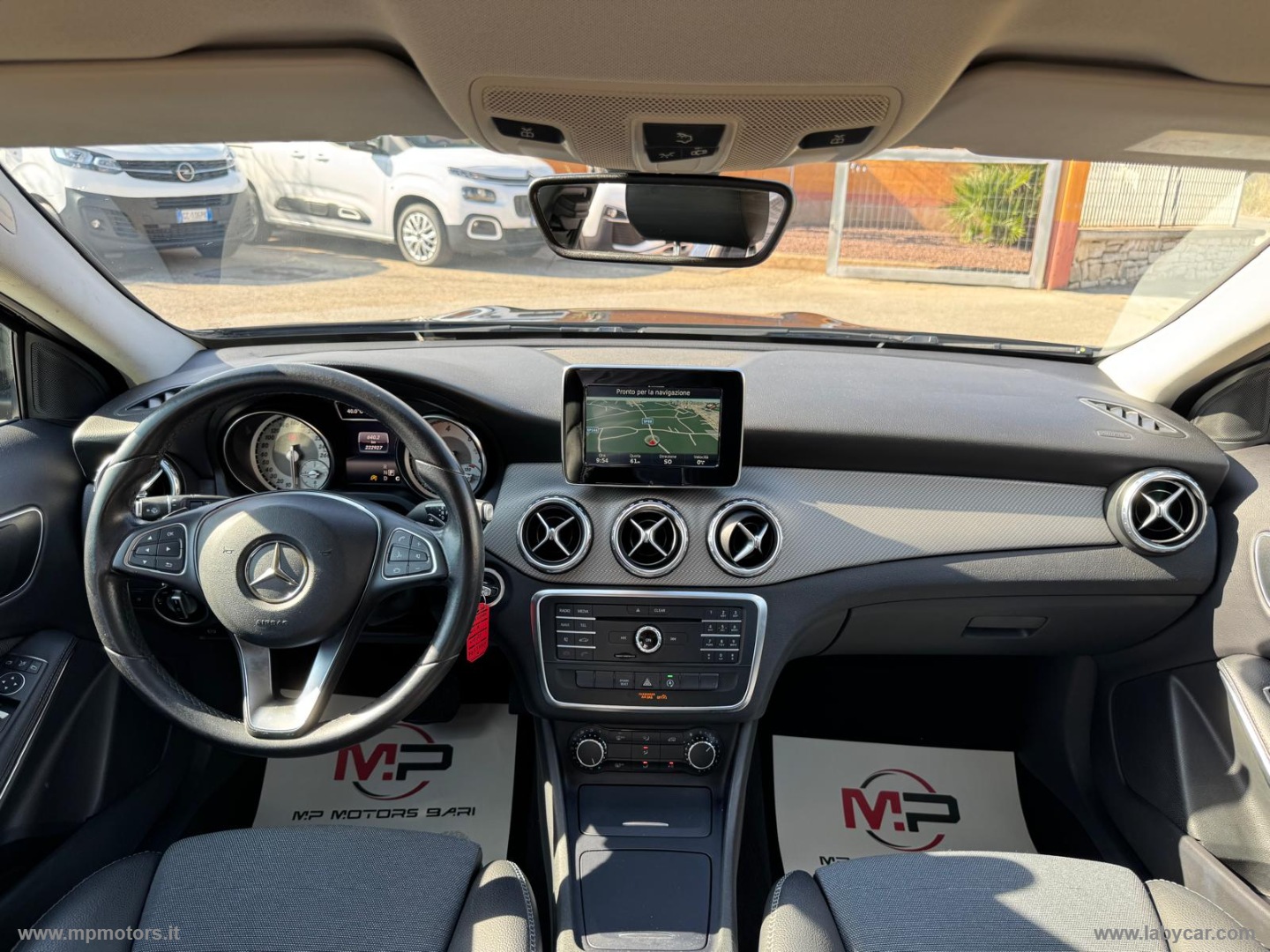 GLA 180D AUTOMATIC SPORT 1.5 109CV - immagine 16