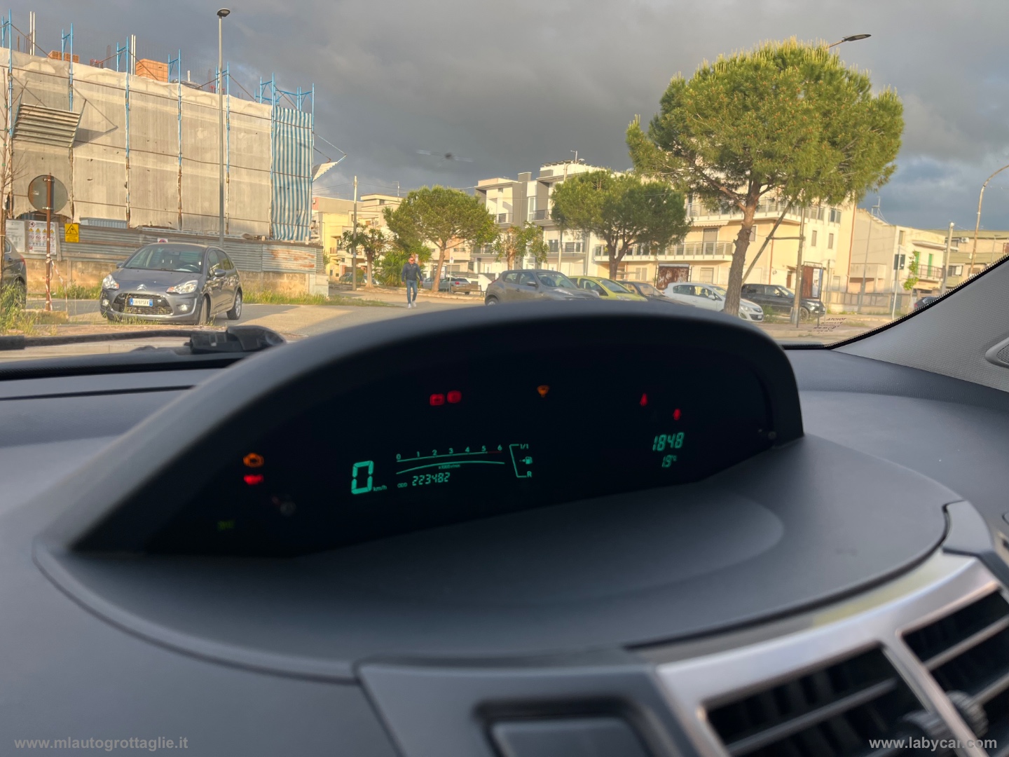 Yaris 1.4 D-4D 5p. Sol - immagine 16