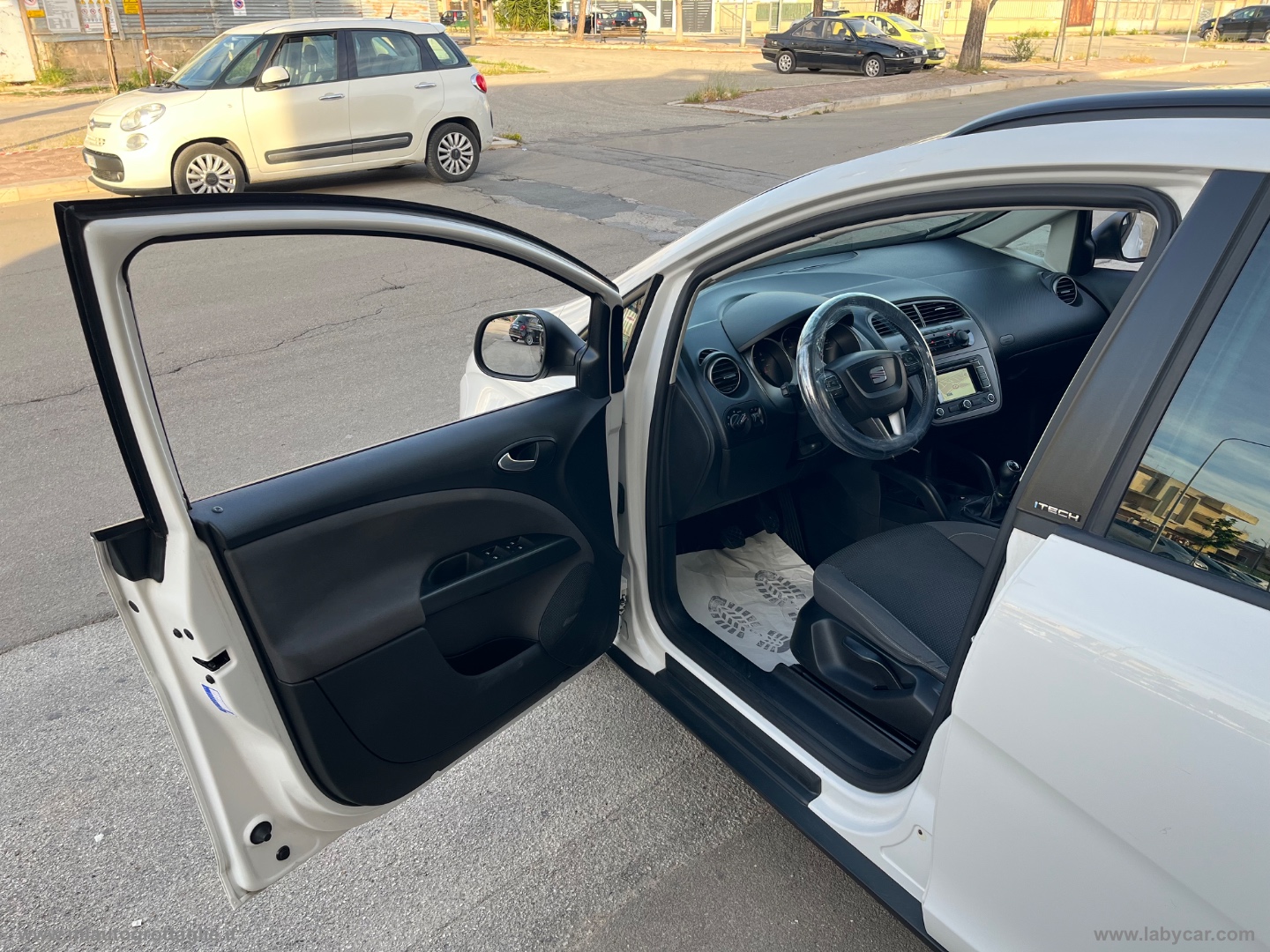 Altea XL 1.6 TDI 105 CV CR S/S I-Tech - immagine 16