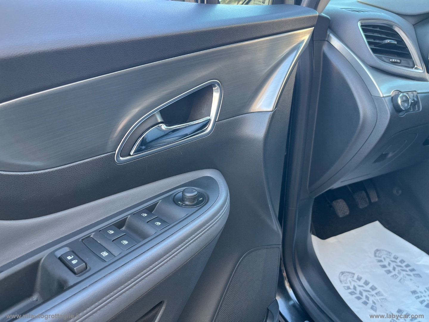 Mokka1.6 CDTI Ecot.136 4x2 S&S Cosmo b-C - immagine 16