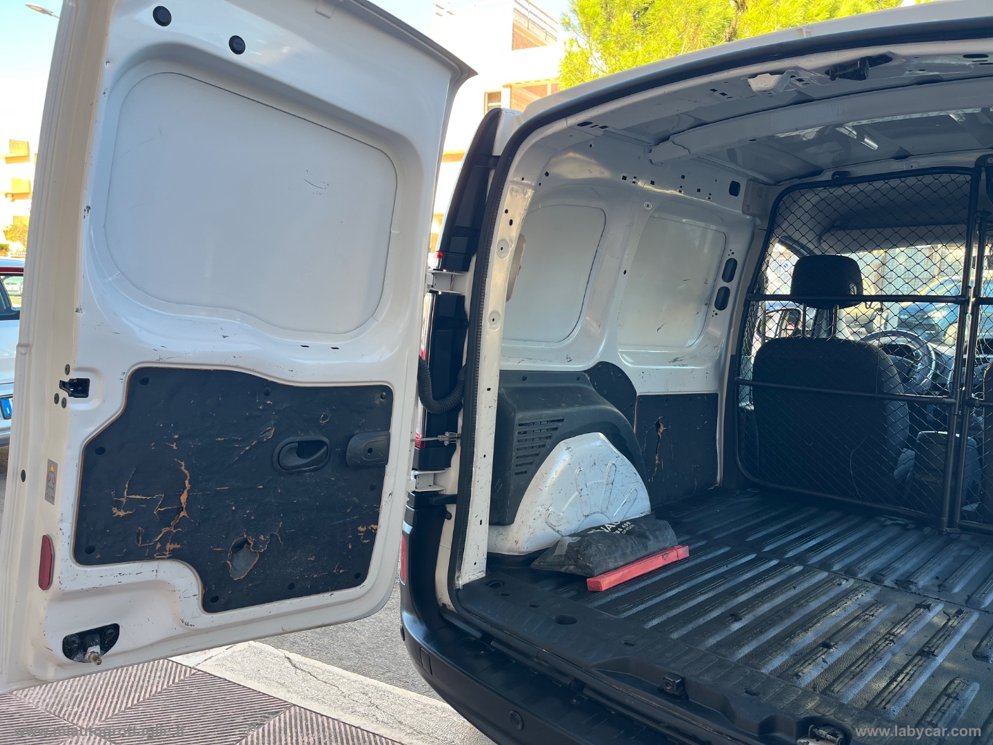 Kangoo Blue dCi 95 Expr. Furgone Ice - immagine 16