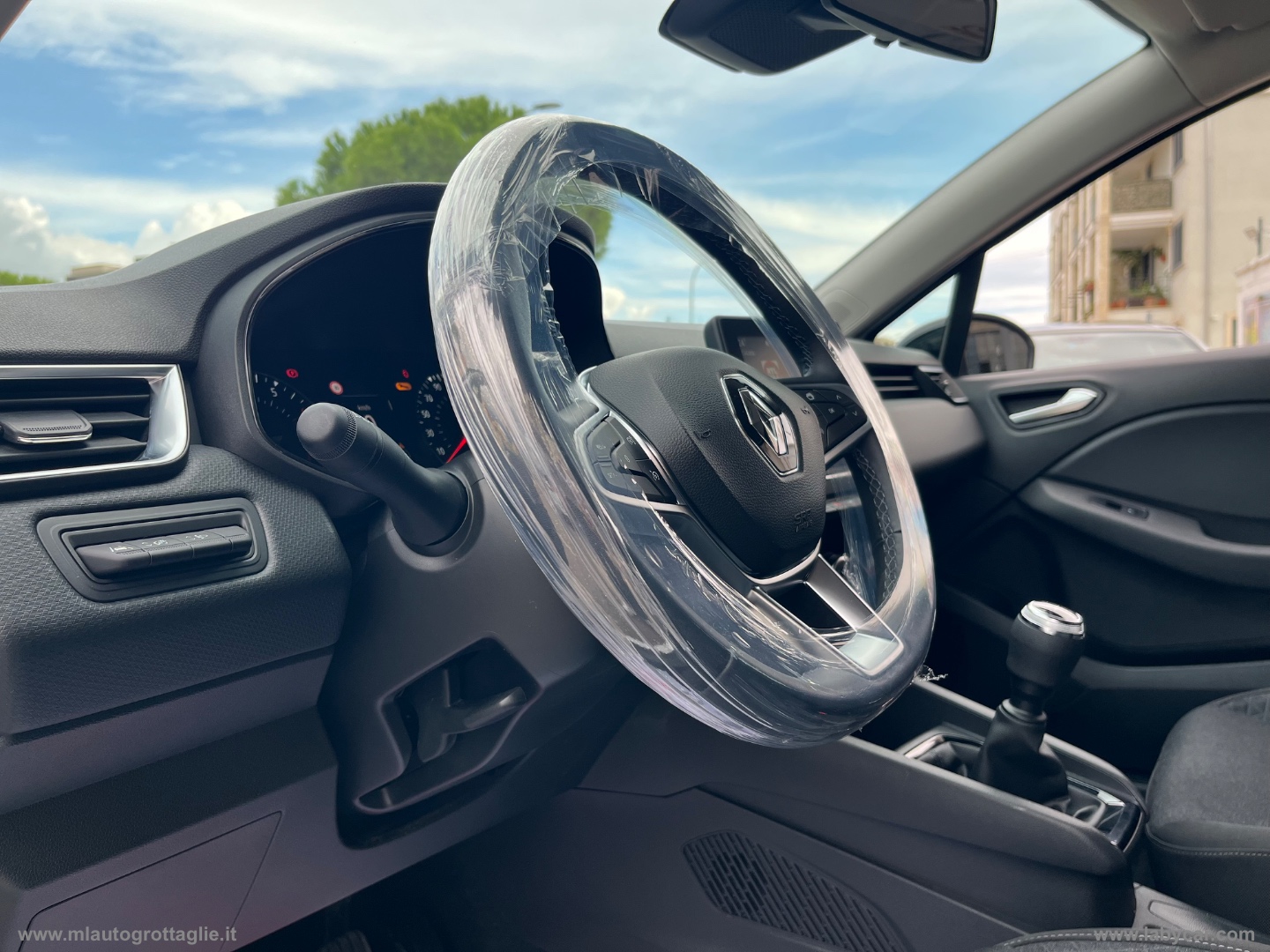 Clio SCe 65 CV 5p. Equilibre - immagine 16