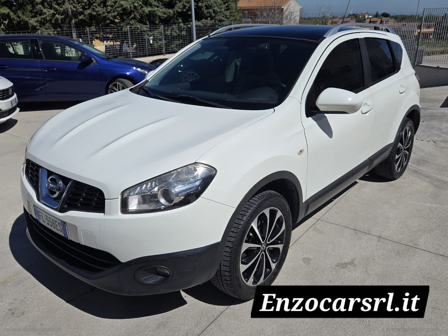 Qashqai 1.5 dCi DPF Tekna TETTO PANORAMICO - immagine 16