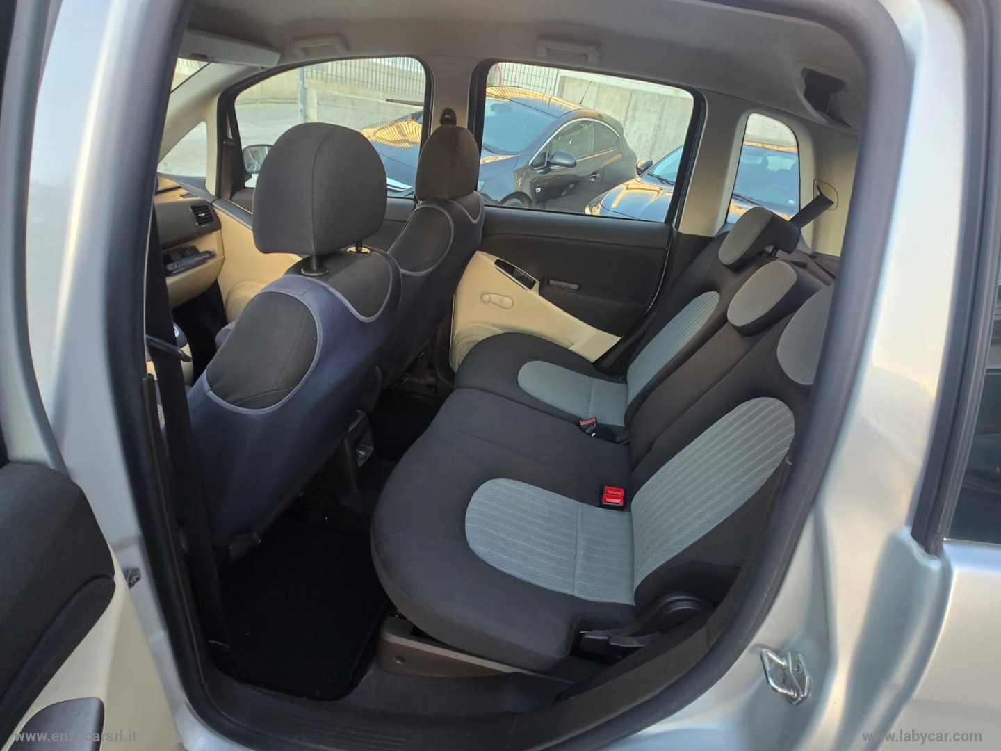 Musa 1.3 MJT 16V 90 CV Oro - immagine 16