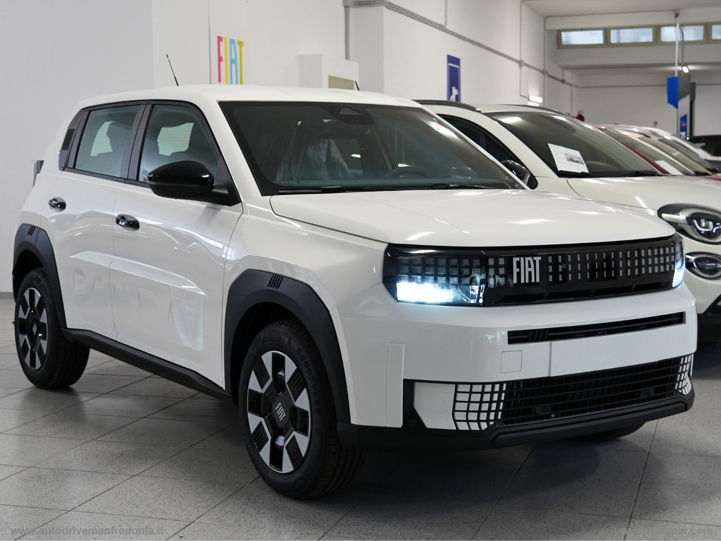 Grande Panda 1.2 Hybrid 110 CV S&S Icon - immagine 16