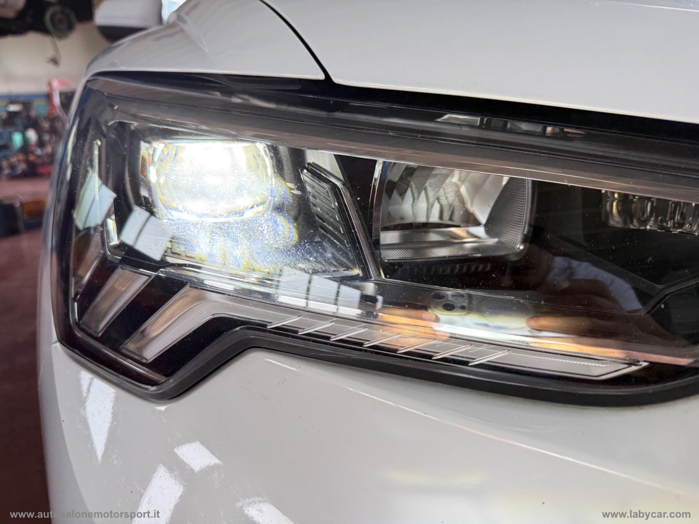 Q3 SPB 40 TDI quattro S tr. Ident. Black - immagine 16