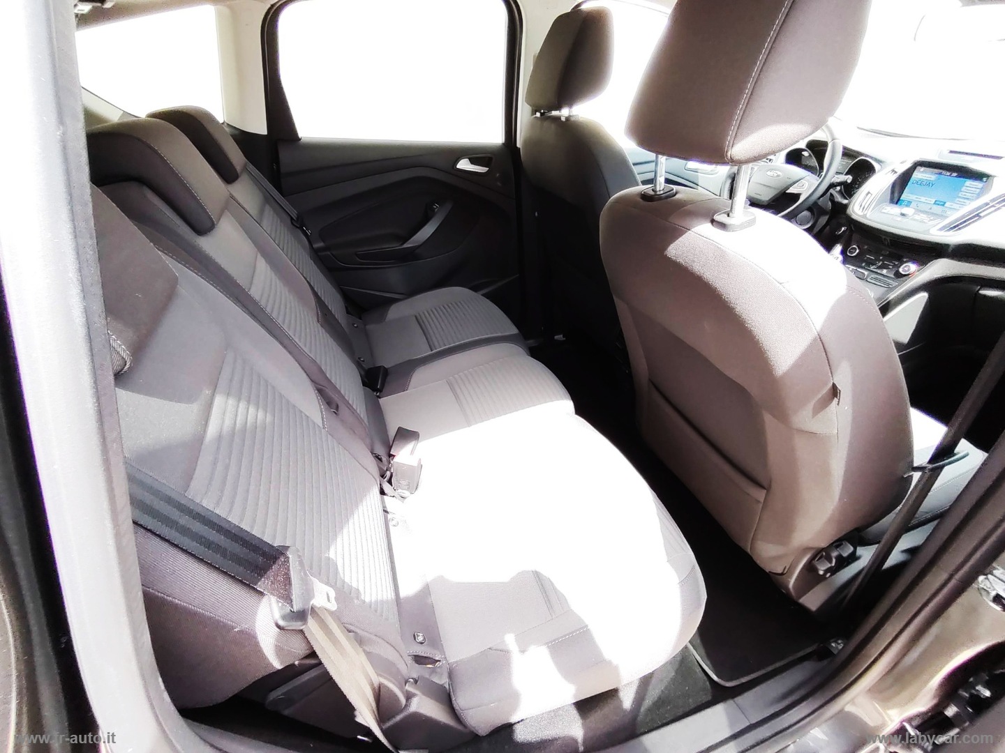 C-Max 1.5 TDCi 120 CV S&S Titanium - immagine 16