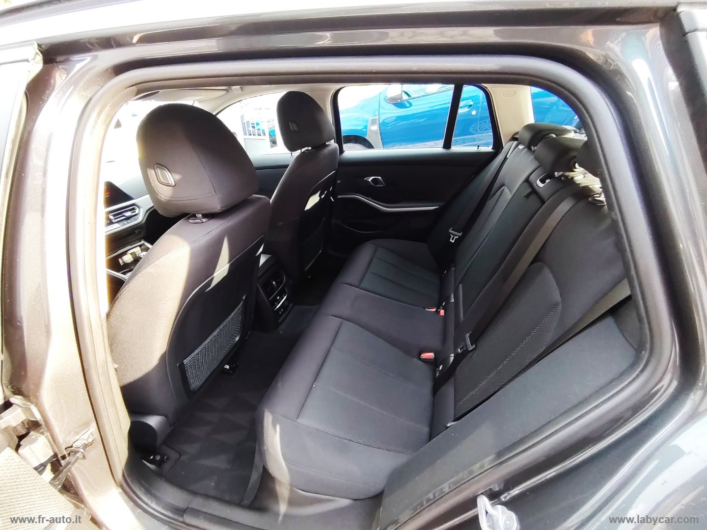 318d Touring Msport - immagine 16