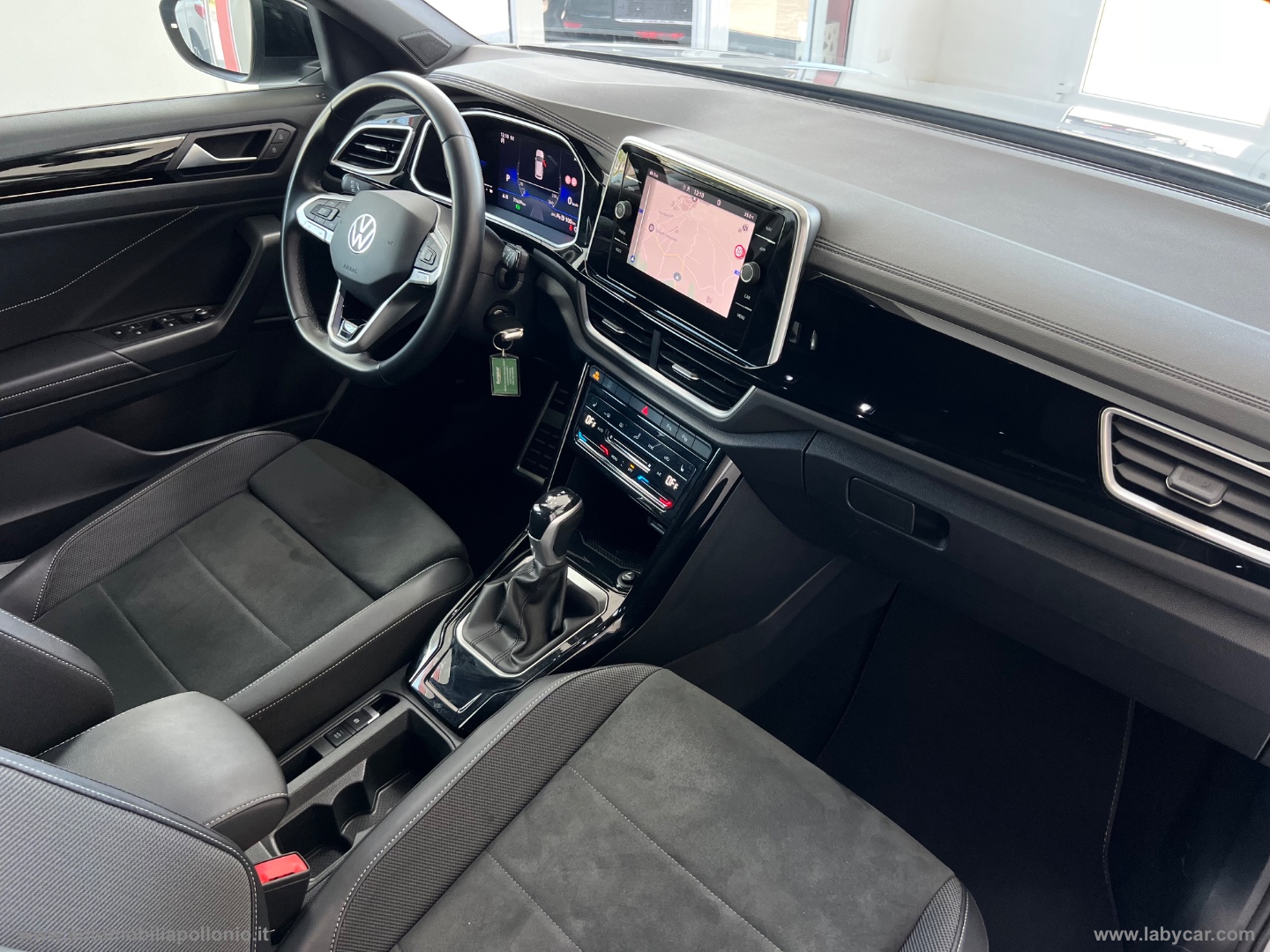 T-Roc 2.0 TDI SCR 150 CV DSG R-Line - immagine 16