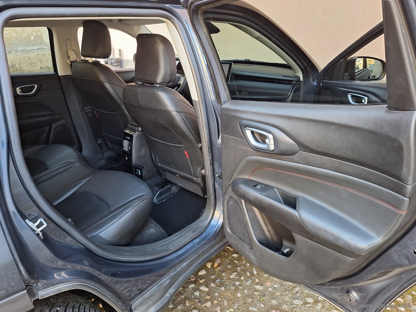 Compass 1.3 T4 240CV PHEV AT6 4xe TRAILHAWK - immagine 16