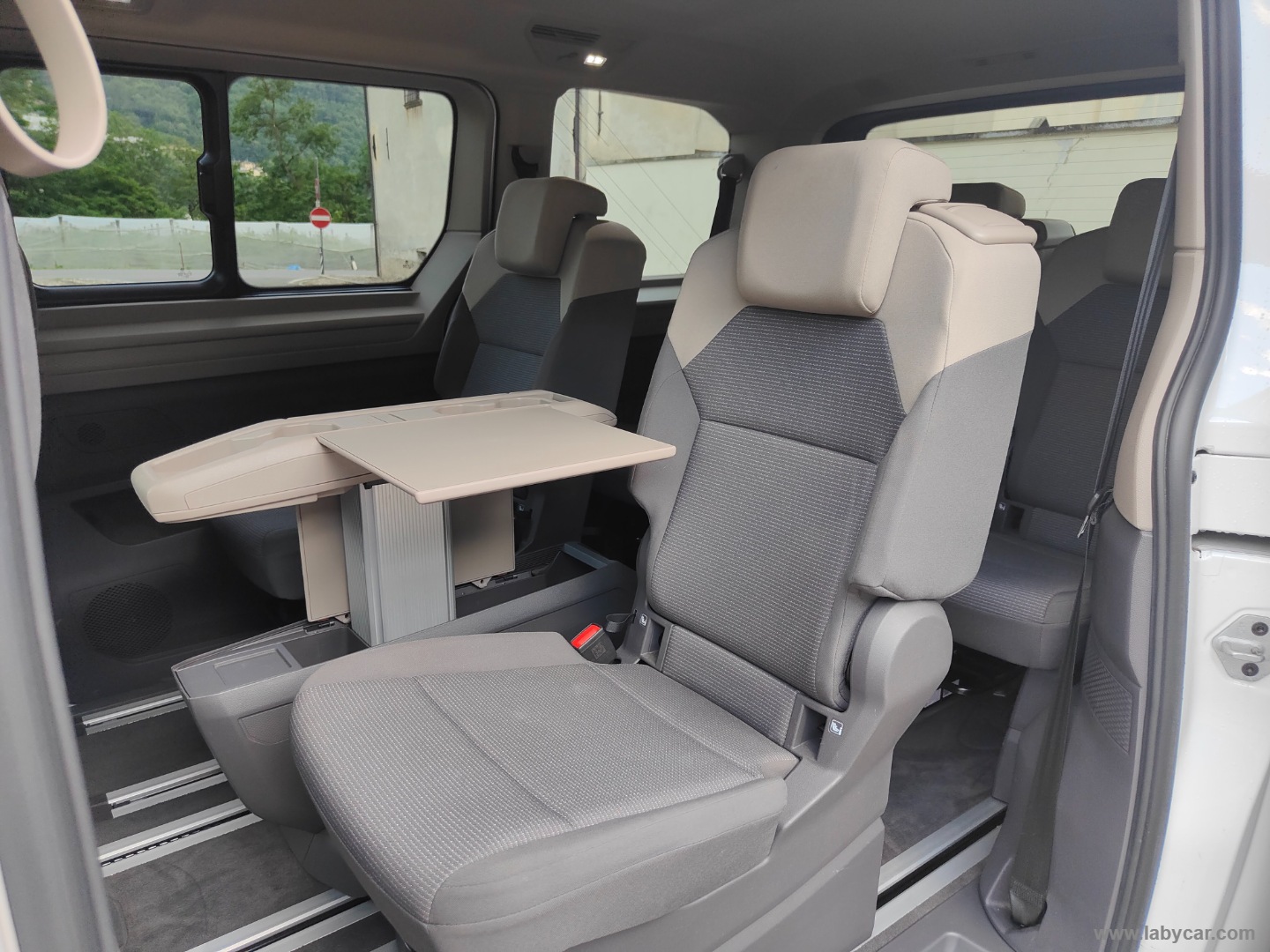 Multivan 1.4 TSI eHybrid Life GARANZIA VW - immagine 16