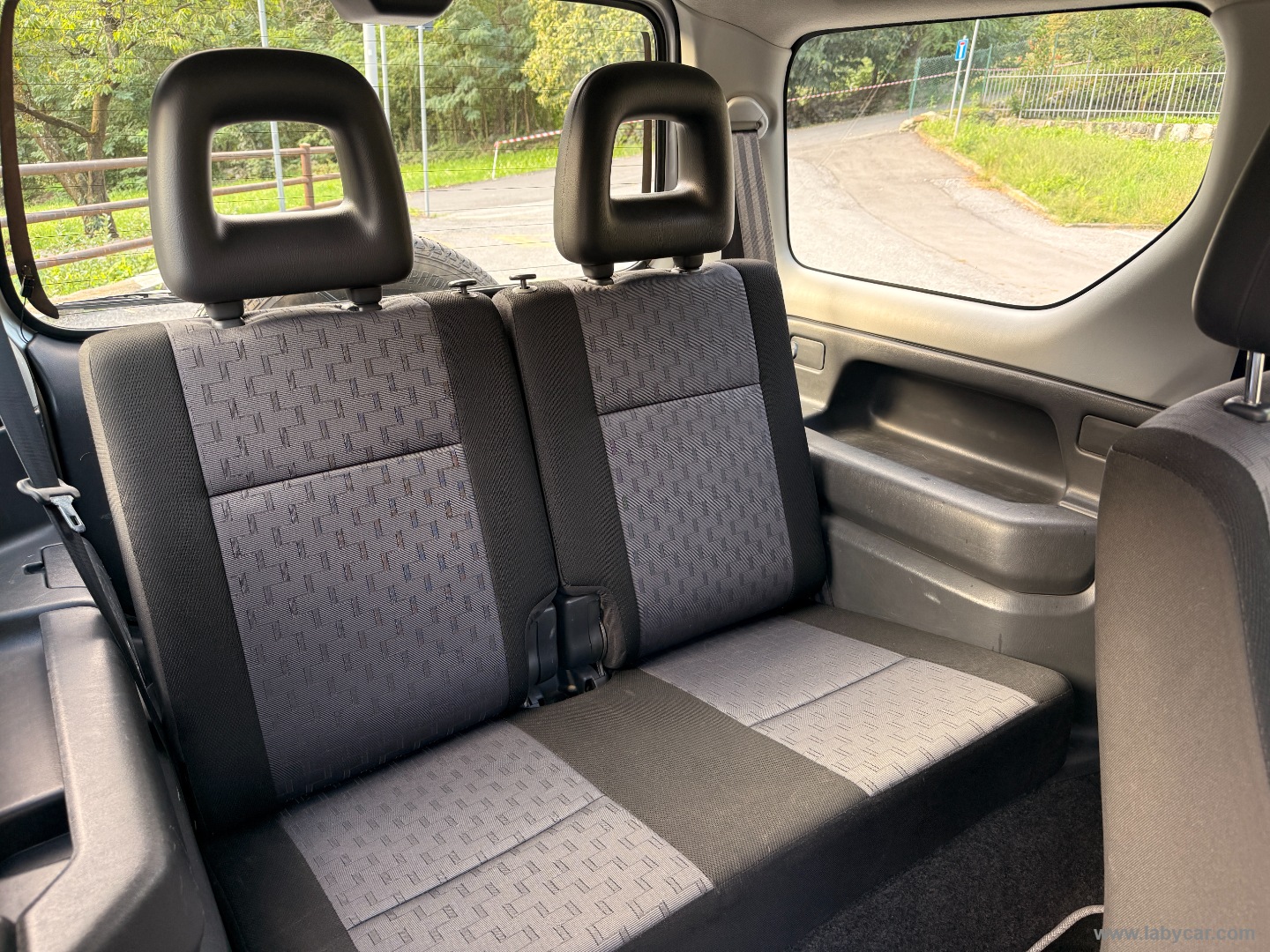 Jimny 1.3 4WD Special 4X4 RIDOTTE GANCIO - immagine 16